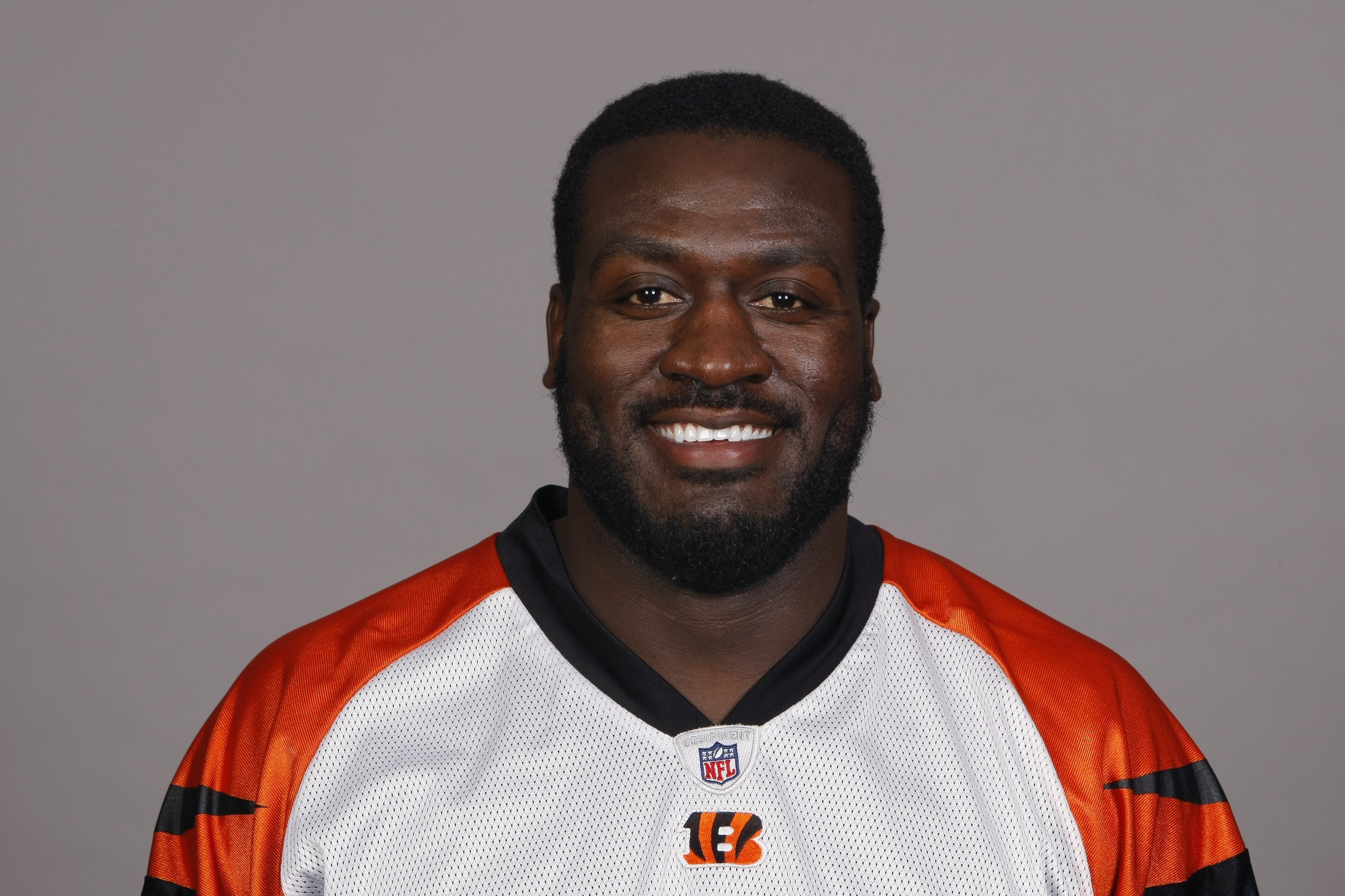 CINCINNATI - 2009:  Antwan Odom of the Cincinnati Bengals poses for his 2009 NFL headshot at photo day in Cincinnati, Ohio. (Photo by NFL Photos)