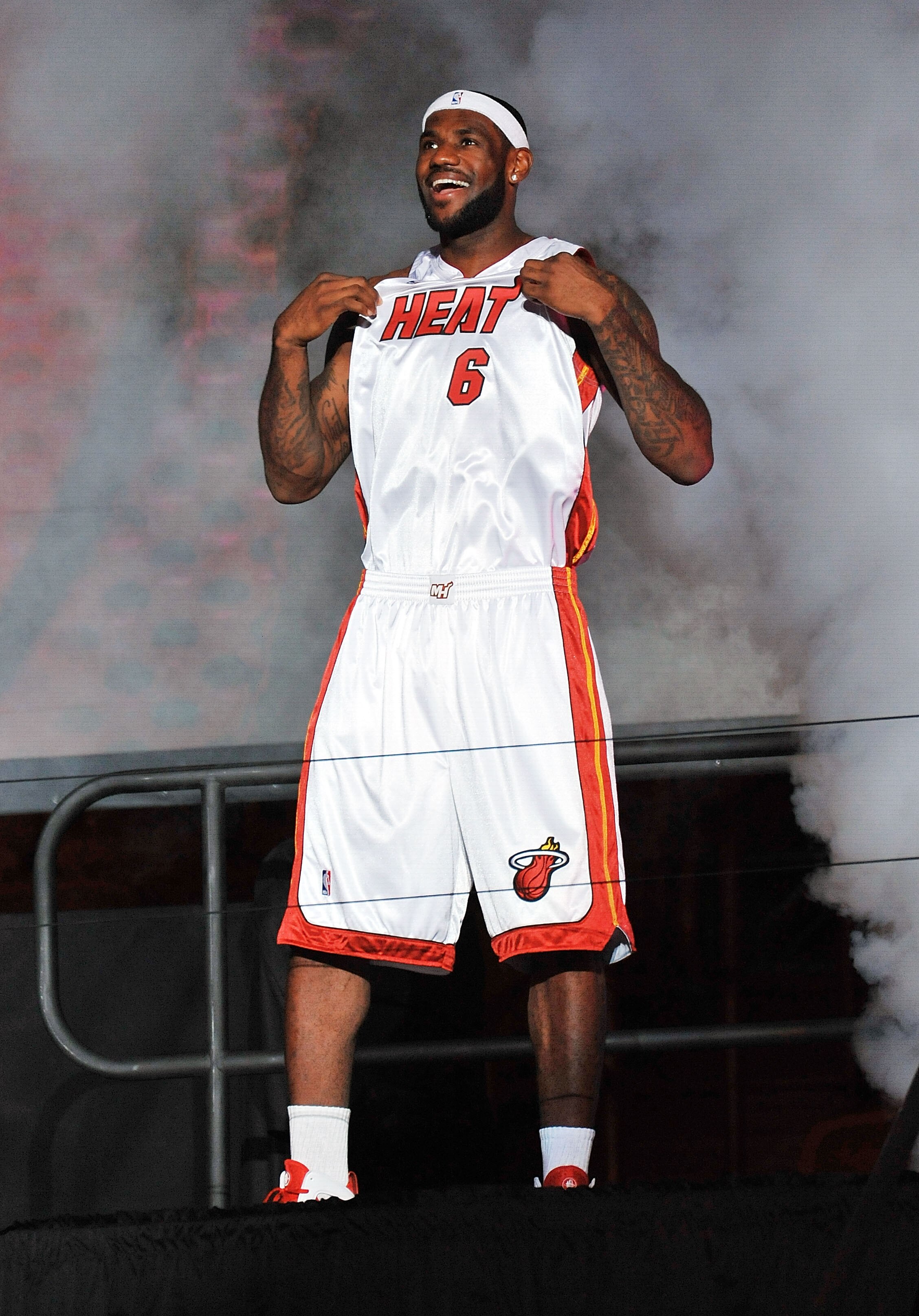 MIAMI - JULY 09:  LeBron James #6 of the Miami Heat is introduced to fans during a welcome party at American Airlines Arena on July 9, 2010 in Miami, Florida.  (Photo by Doug Benc/Getty Images)
