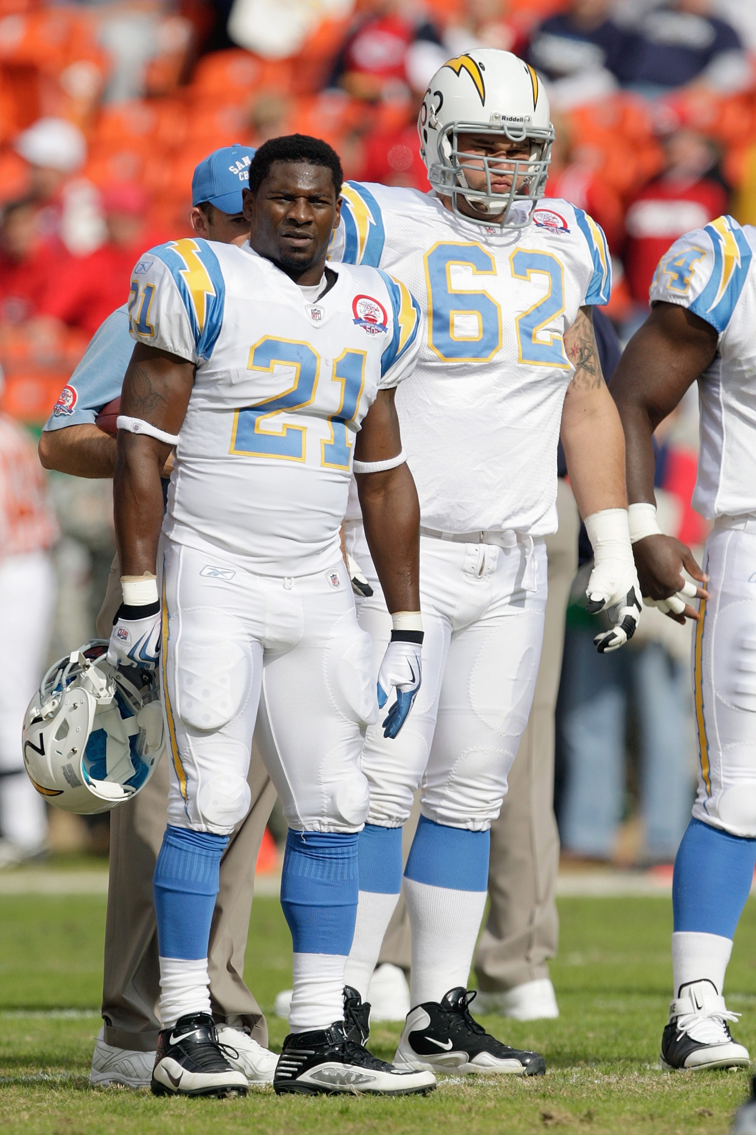 KANSAS CITY, MO - OCTOBER 25: LaDainian Tomlinson #21 and Brandyn Dombrowski #62 of the San Diego Chargers watches the warms up before the game against the Kansas City Chiefs on October 25, 2009 at Arrowhead Stadium in Kansas City, Missouri. (Photo by Jam