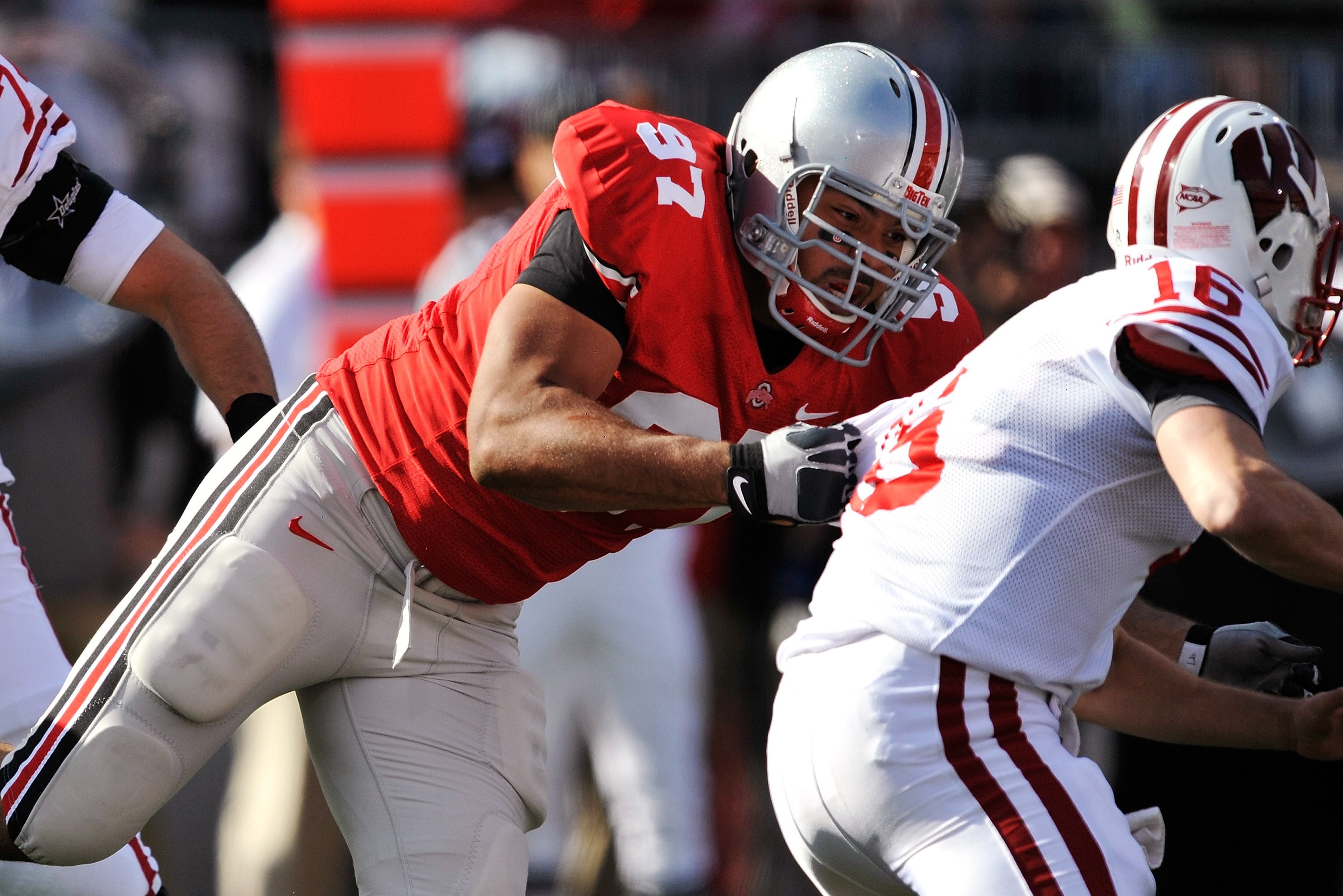 COLUMBUS, OH - OCTOBER 10: Defensive lineman Cameron Heyward #97of the Ohio State Buckeyes makes a tackle on quarterback Scott Tolzien #16 of the Wisconsin Badgers at Ohio Stadium on October 10, 2009 in Columbus, Ohio. (Photo by Jamie Sabau/Getty Images COLUMBUS, OH - OCTOBER 10: Defensive lineman Cameron Heyward #97of the Ohio State Buckeyes makes a tackle on quarterback Scott Tolzien #16 of the Wisconsin Badgers at Ohio Stadium on October 10, 2009 in Columbus, Ohio. (Photo by Jamie Sabau/Getty Images