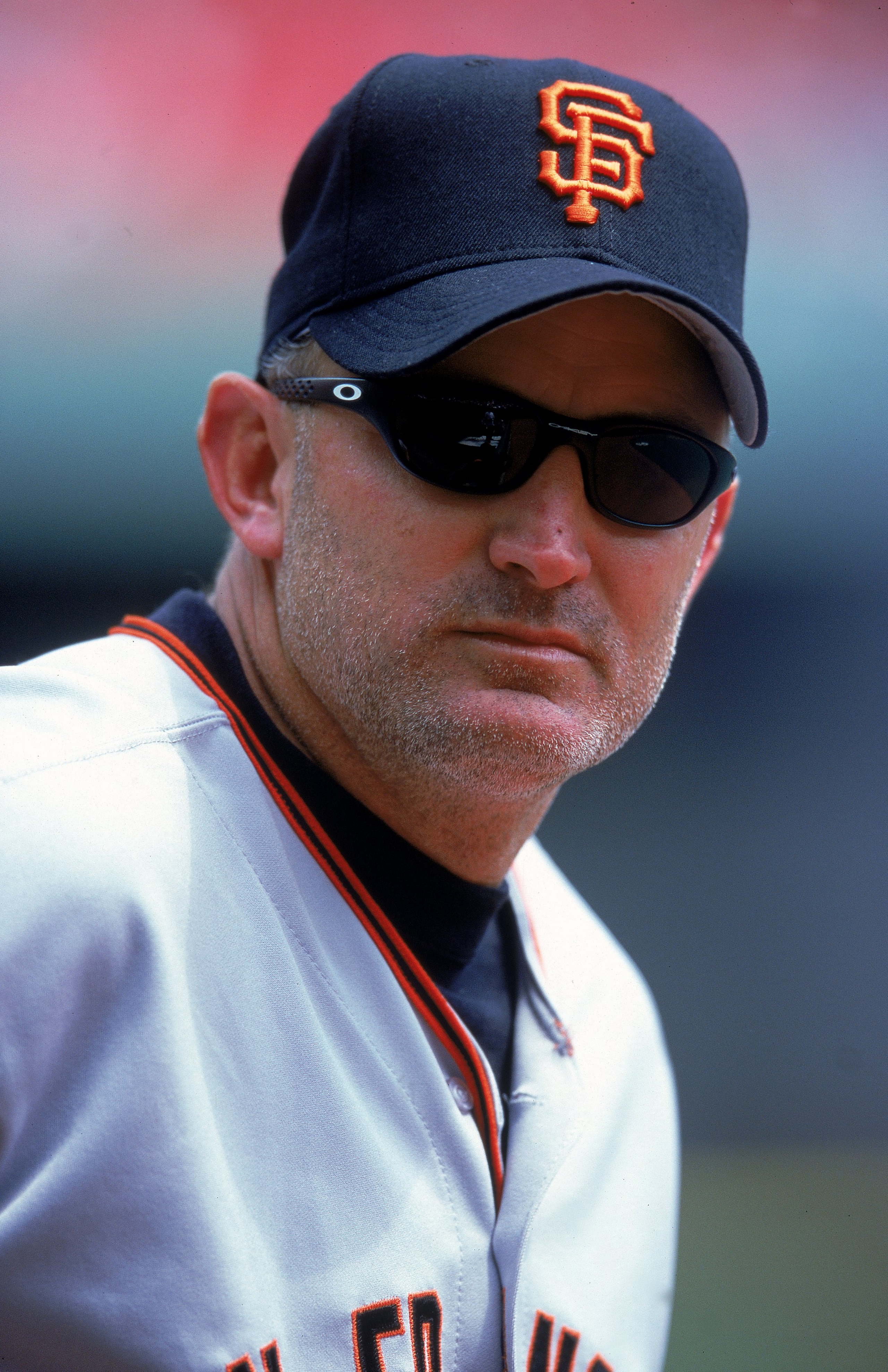 20 Apr 2000:  Robby Thompson #5 of San Francisco Giants coaches first base during the game against the Cincinnati Reds at Cinergy Field in Cincinnati, Ohio. The Reds defeated the Giants 11-1. Mandatory Credit: Harry How  /Allsport