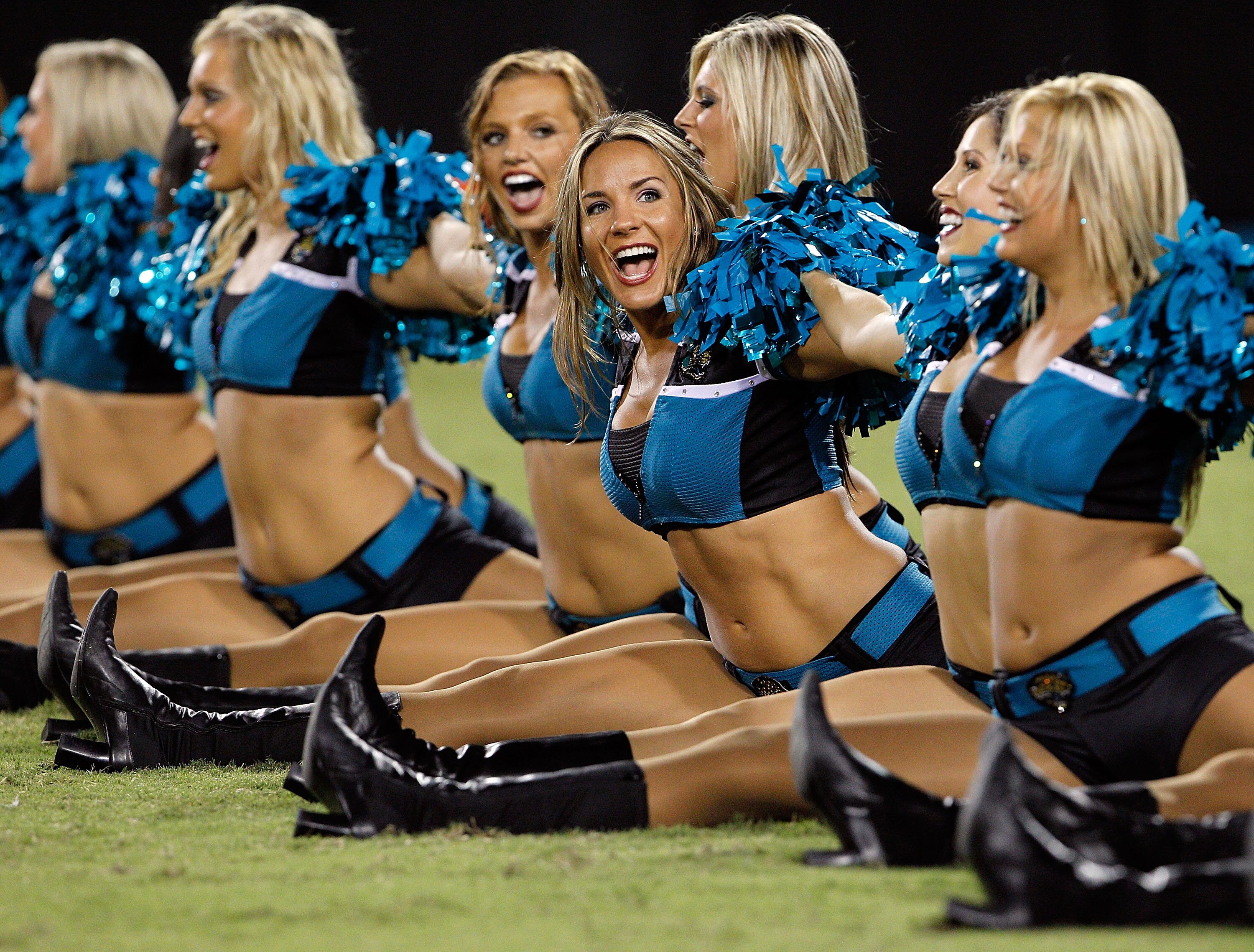 JACKSONVILLE, FL - SEPTEMBER 02:  Cheerleaders for the Jacksonville Jaguars perform during a preseason game against the Atlanta Falcons at EverBank Field on September 2, 2010 in Jacksonville, Florida.  (Photo by Sam Greenwood/Getty Images)