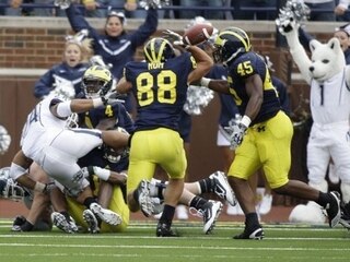 JT Floyd's big hit jars the ball loose