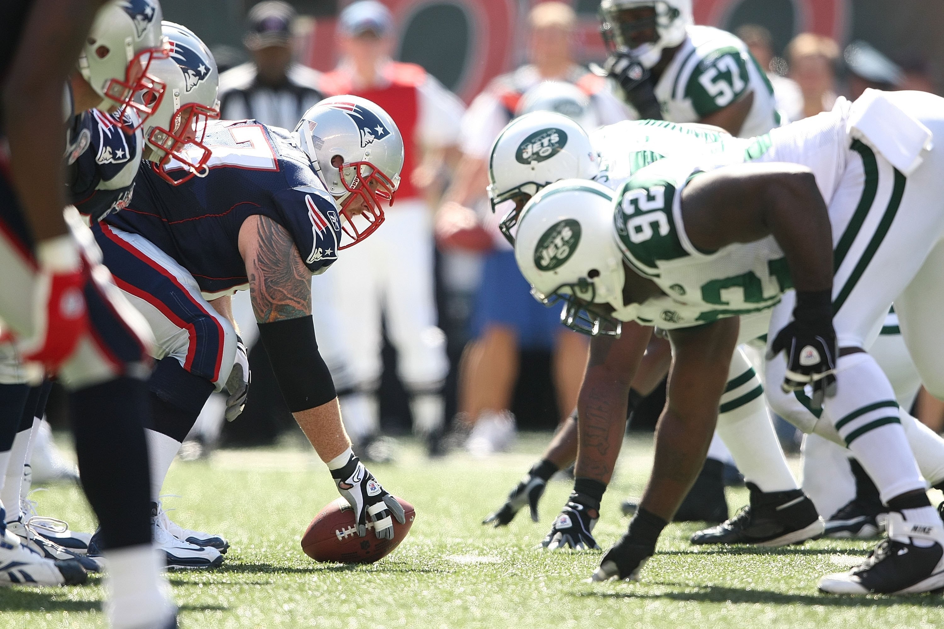 EAST RUTHERFORD, NJ - SEPTEMBER 20: A view of the line of scrimmage during the game between the New York Jets and the New England Patriots at Giants Stadium on September 20, 2009 in East Rutherford, New Jersey.  (Photo by Nick Laham/Getty Images)
