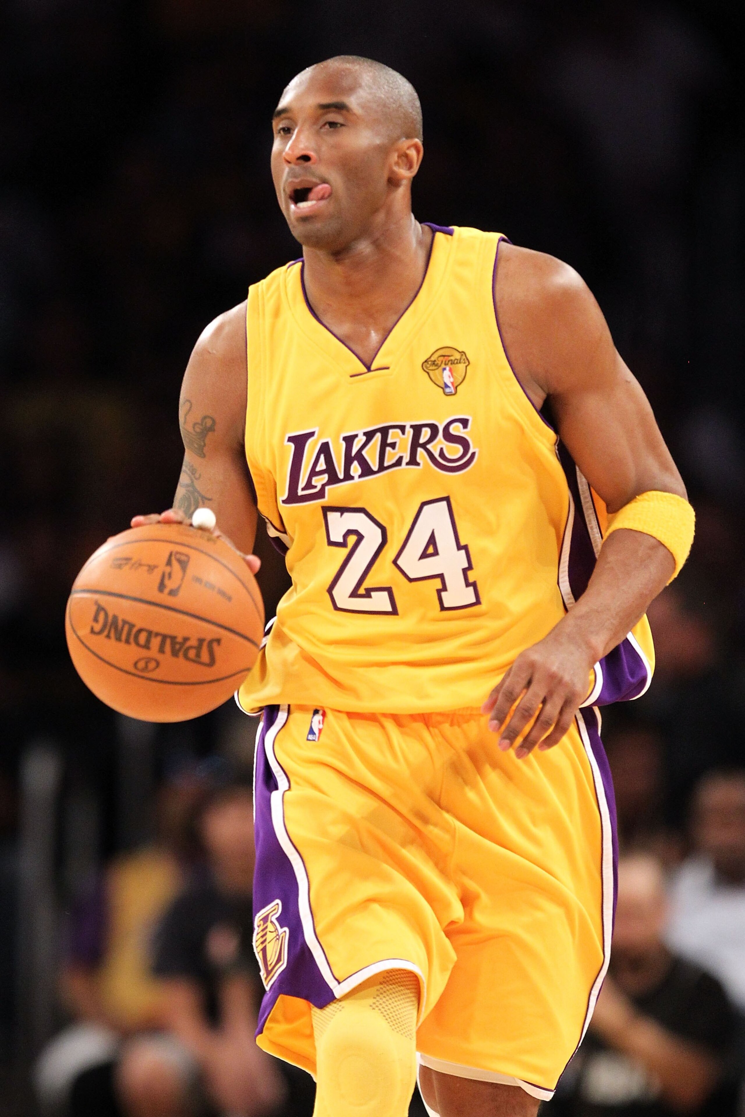 LOS ANGELES, CA - JUNE 17:  Kobe Bryant #24 of the Los Angeles Lakers moves the ball in Game Seven of the 2010 NBA Finals against the Boston Celtics at Staples Center on June 17, 2010 in Los Angeles, California.  NOTE TO USER: User expressly acknowledges