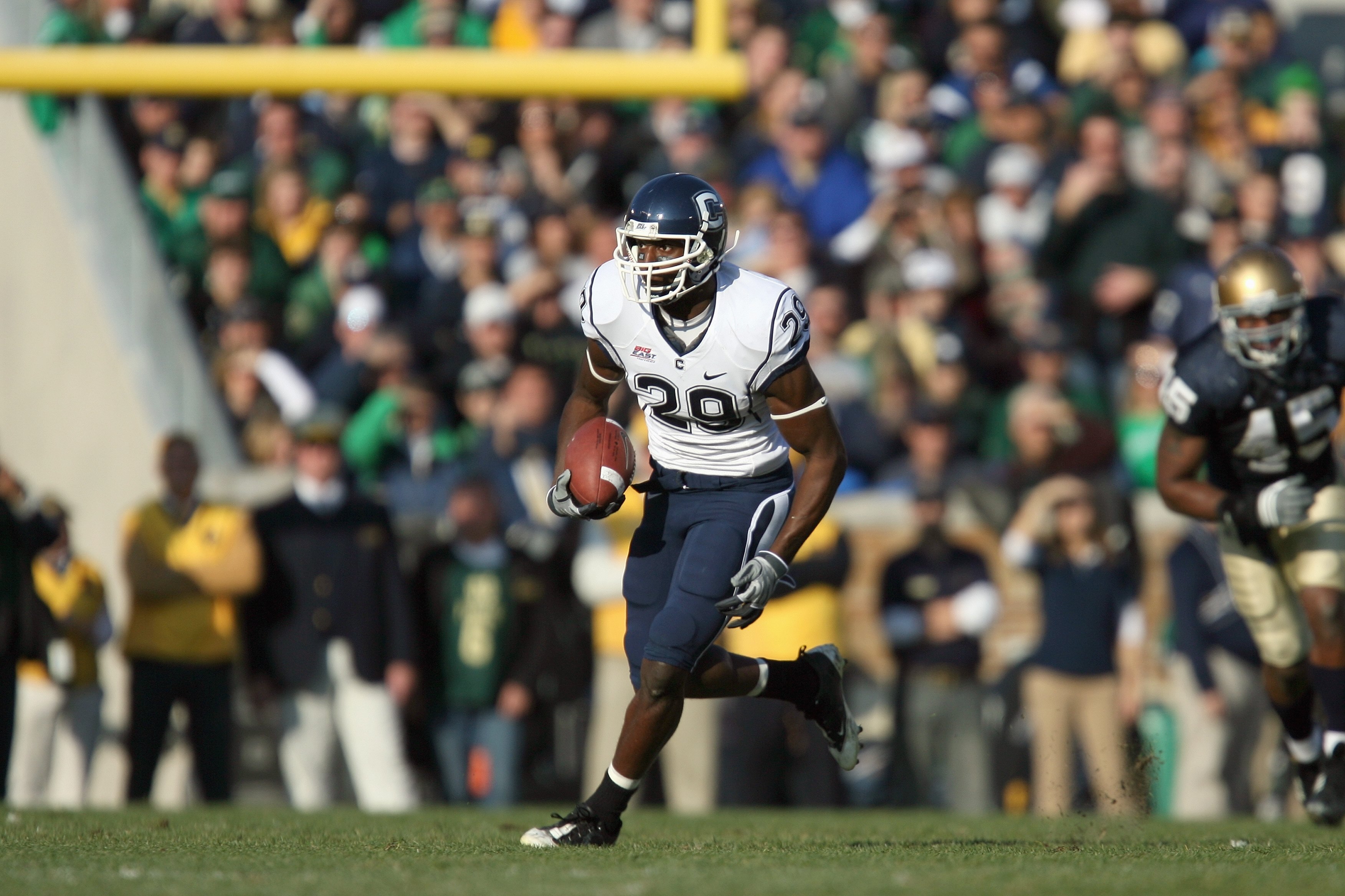 SOUTH BEND, IN - NOVEMBER 21: Marcus Easley #29 of the Univeristy of Connecticut Huskies carries the ball during the game against the Notre Dame Fighting Irish at Notre Dame Stadium on November 21, 2009 in South Bend, Indiana. (Photo by Jonathan Daniel/Ge SOUTH BEND, IN - NOVEMBER 21: Marcus Easley #29 of the Univeristy of Connecticut Huskies carries the ball during the game against the Notre Dame Fighting Irish at Notre Dame Stadium on November 21, 2009 in South Bend, Indiana. (Photo by Jonathan Daniel/Ge