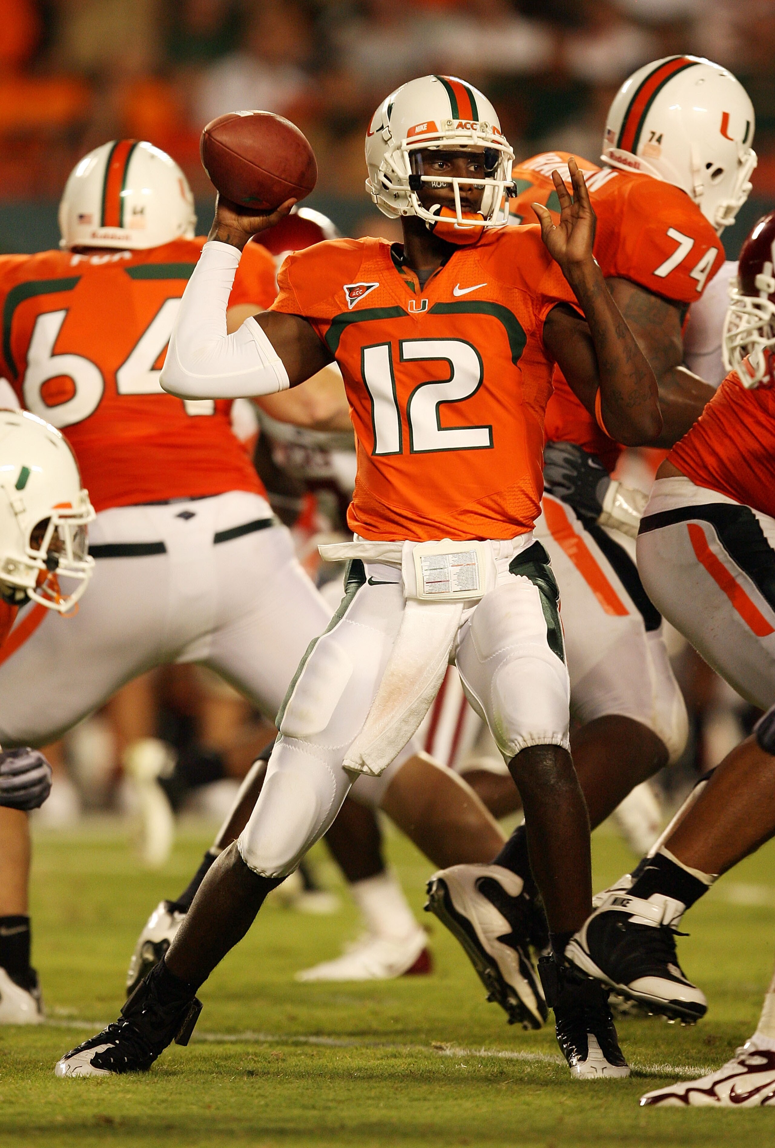 FORT LAUDERDALE, FL - OCTOBER 03: Quarterback Jacory Harris #12 of the Miami Hurricanes throws a pass against the Oklahoma Sooners at Land Shark Stadium on October 3, 2009 in Fort Lauderdale, Florida. Miami defeated Oklahoma 21-20. (Photo by Doug Benc/Get