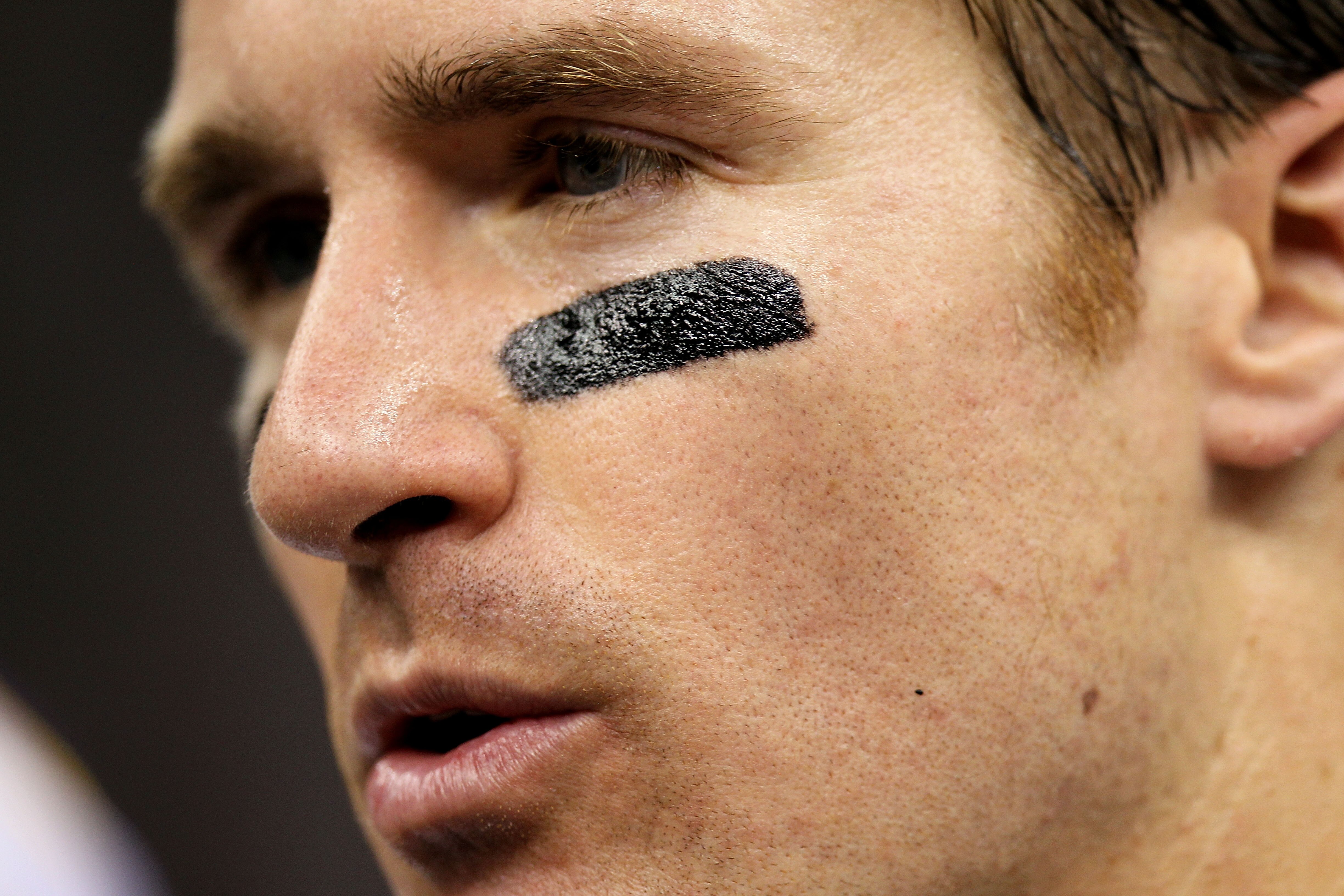NEW ORLEANS - SEPTEMBER 09:  Drew Brees #9 of the New Orleans Saints looks on against the Minnesota Vikings at Louisiana Superdome on September 9, 2010 in New Orleans, Louisiana.  (Photo by Ronald Martinez/Getty Images)