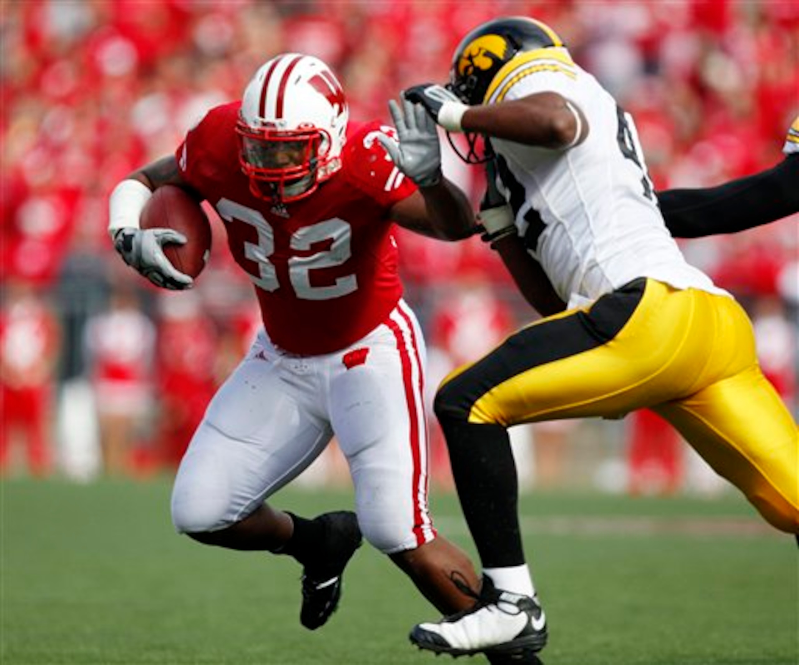 Prominent Games Like Wisconsin-Iowa and Wisconsin-OSU Will Have John Clay in the National Spotlight