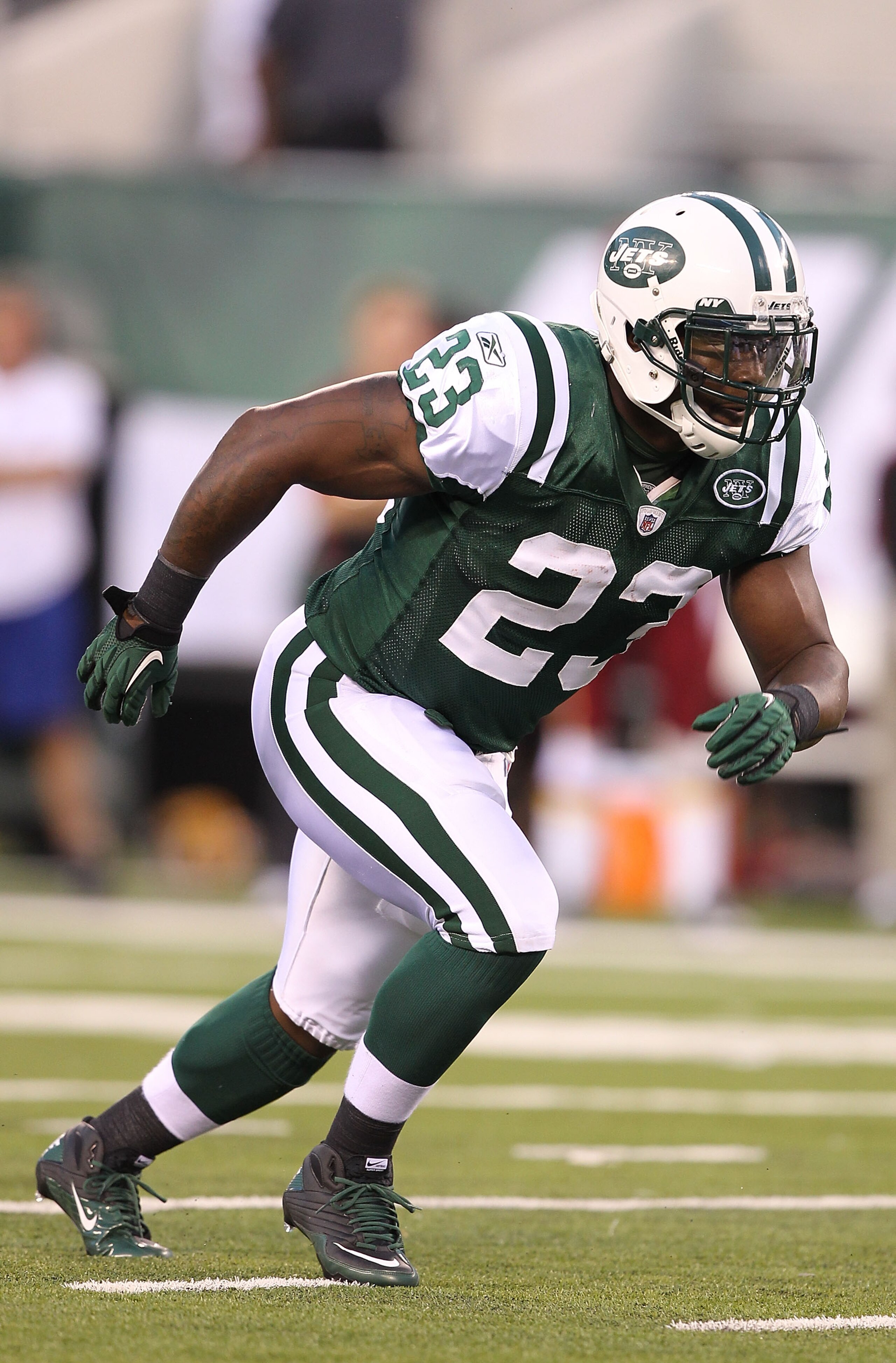 EAST RUTHERFORD, NJ - AUGUST 27:  Shonn Greene #23 of the New York Jets in action against the Washington Redskins  during their preseason game on August 27, 2010 at the New Meadowlands Stadium  in East Rutherford, New Jersey.  (Photo by Al Bello/Getty Ima