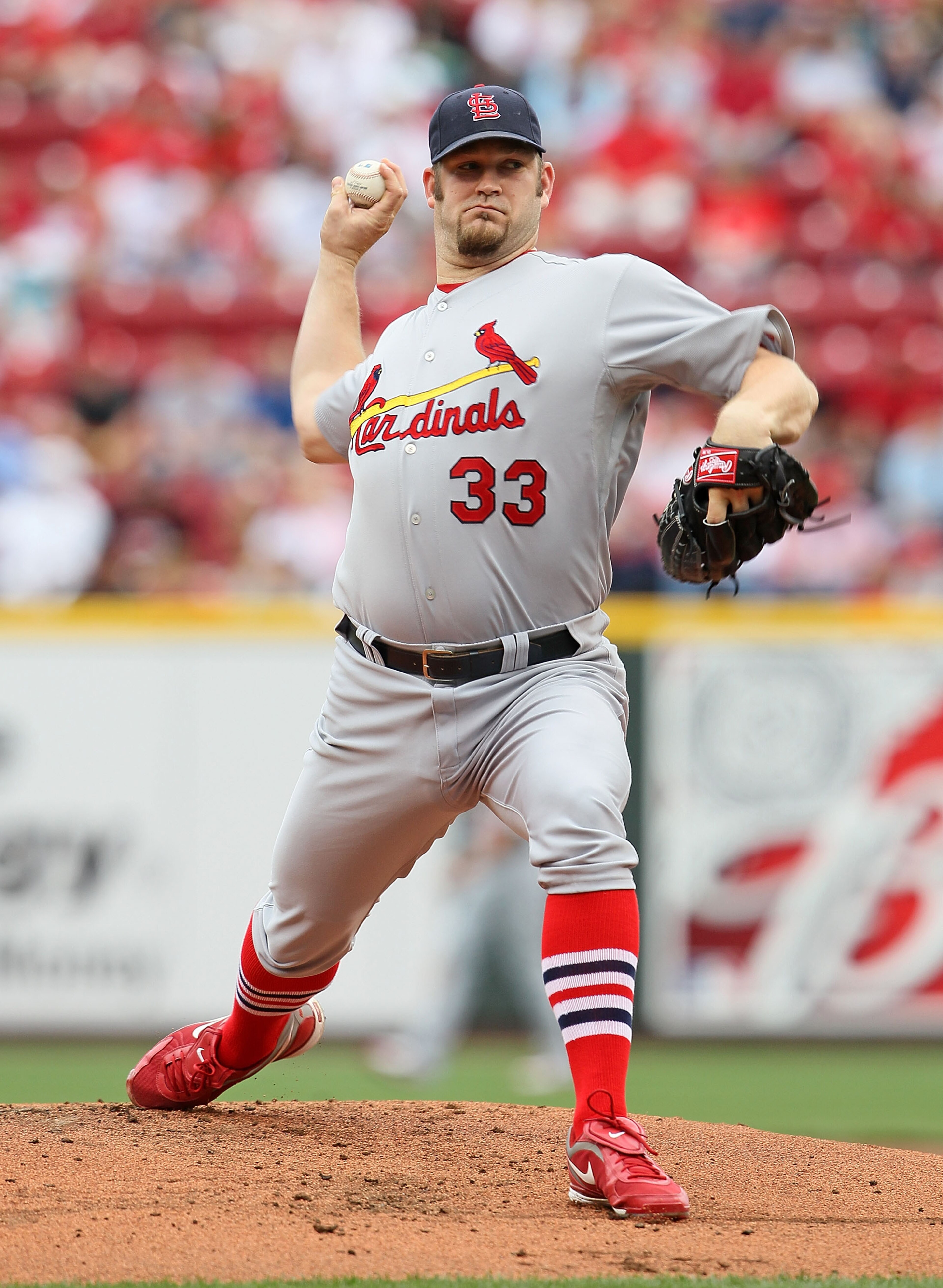 CINCINNATI - MAY 16:   Brad Penny #33 of the St. Louis Cardinals throws a pitch during the game against the Cincinnati Reds at Great American Ball Park on May 16, 2010 in Cincinnati, Ohio.  (Photo by Andy Lyons/Getty Images)
