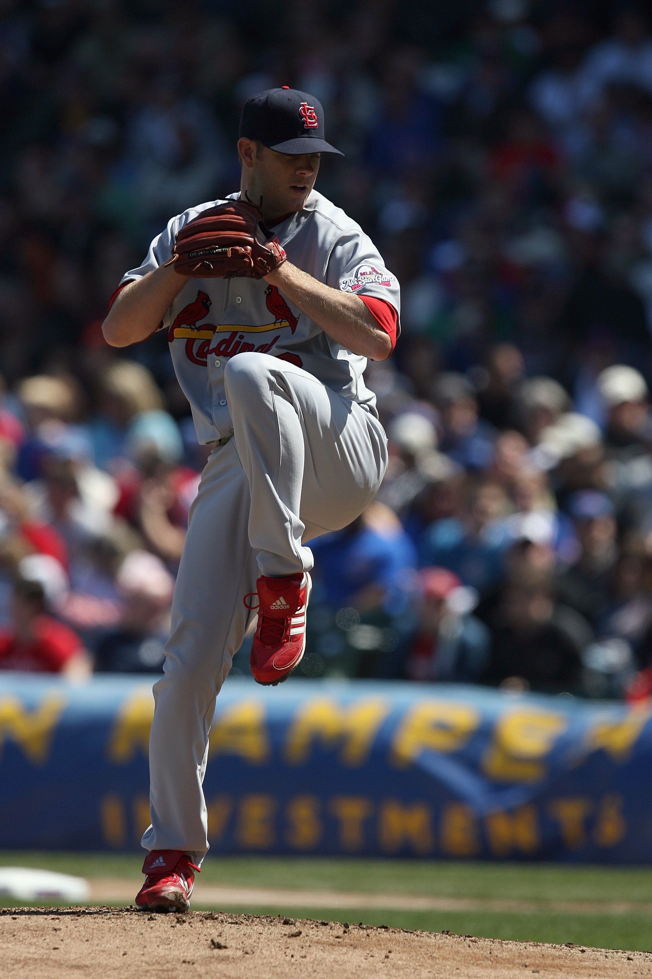 CHICAGO - APRIL 17:  P.J. Walters #62 of the St. Louis Cardinals pitches against the Chicago Cubs on April 17, 2009 at Wrigley Field in Chicago, Illinois. (Photo by Jonathan Daniel/Getty Images)