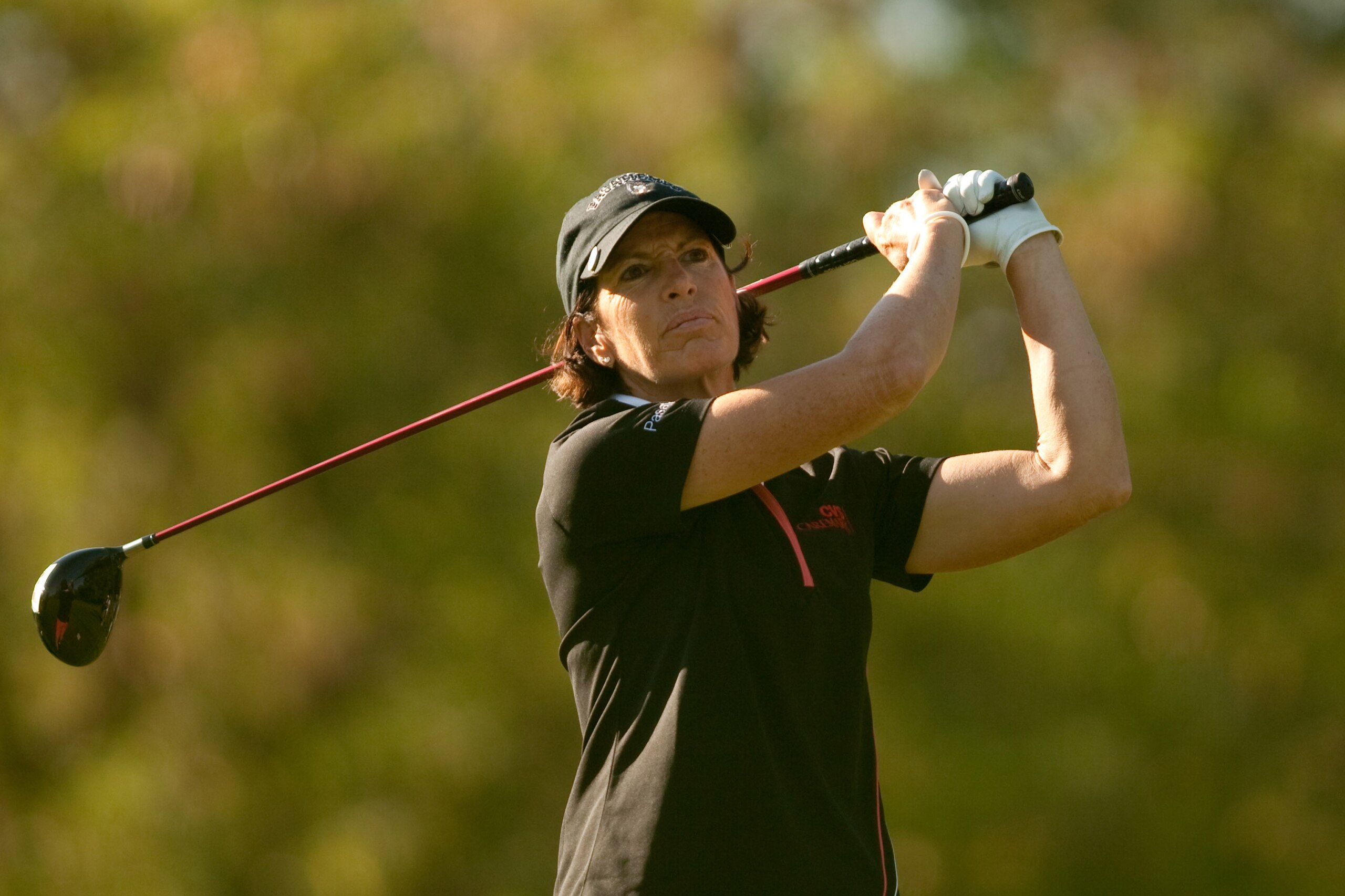 WINNIPEG, CANADA - AUGUST 27: Juli Inkster of the U.S. follows through on a tee shot during the second round of the CN Canadian Women's Open at St. Charles Country Club on August 27, 2010 in Winnipeg, Manitoba, Canada. (Photo by Darren Carroll/Getty Image