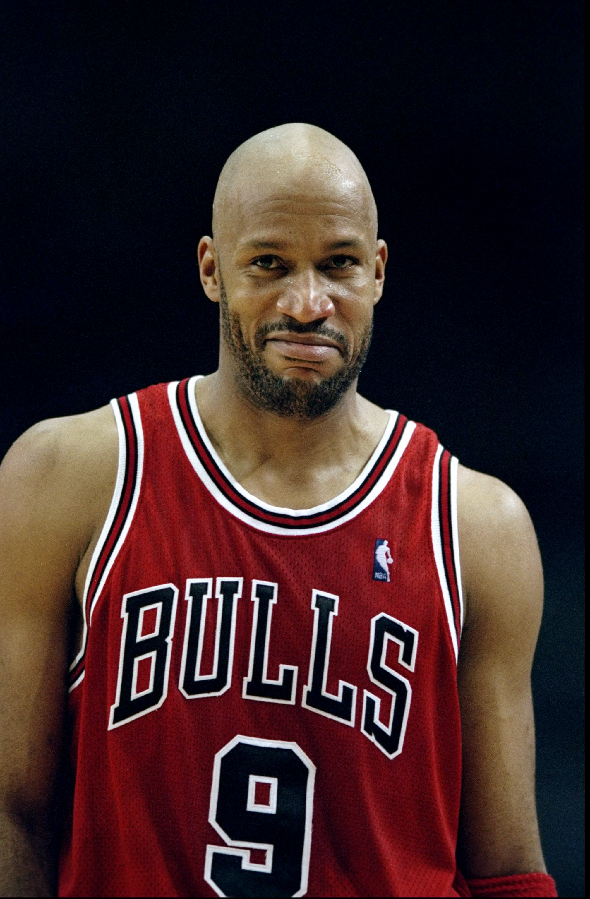 7 Feb 1999:  Ron Harper #9 of the Chicago Bulls looks on during the game against the Los Angeles Clippers at the LA Sports Arena in Los Angeles, California. The Bulls defeated the Clippers 89-84. Mandatory Credit: Elsa Hasch  /Allsport