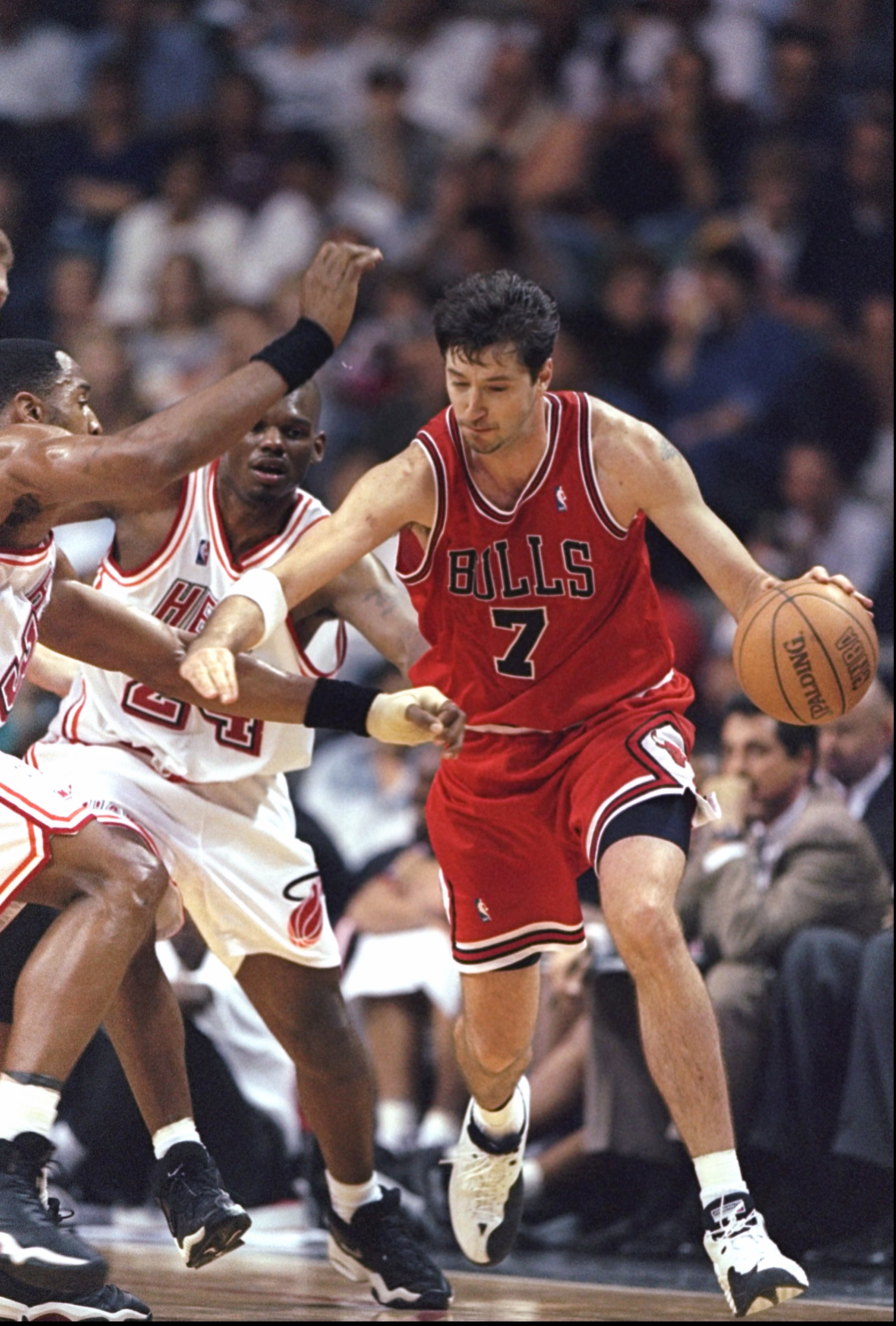 7 Jan 1998:  Forward Toni Kukoc of the Chicago Bulls moves the ball during a game against the Miami Heat at the Miami Arena in Miami, Florida.  The Heat won the game, 99-72. Mandatory Credit: Andy Lyons  /Allsport