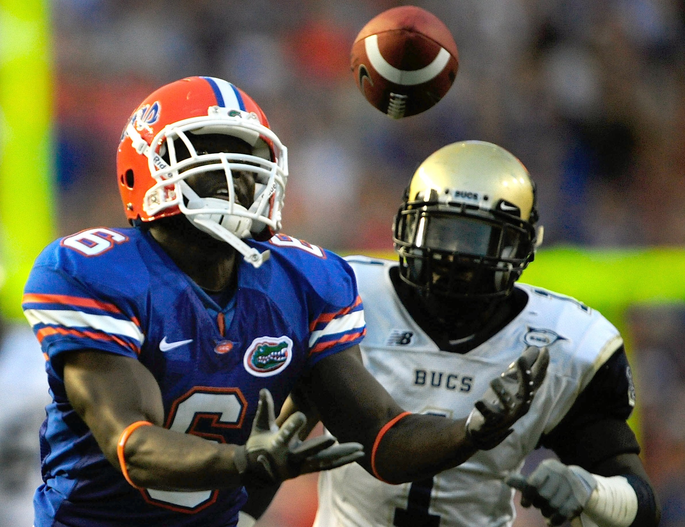 GAINESVILLE, FL - SEPTEMBER 05: Deonte Thompson #6 of the Florida Gators attempts to make a reception during the game against the Charleston Southern Buccaneers at Ben Hill Griffin Stadium on September 5, 2009 in Gainesville, Florida. (Photo by Sam Gree GAINESVILLE, FL - SEPTEMBER 05: Deonte Thompson #6 of the Florida Gators attempts to make a reception during the game against the Charleston Southern Buccaneers at Ben Hill Griffin Stadium on September 5, 2009 in Gainesville, Florida. (Photo by Sam Gree
