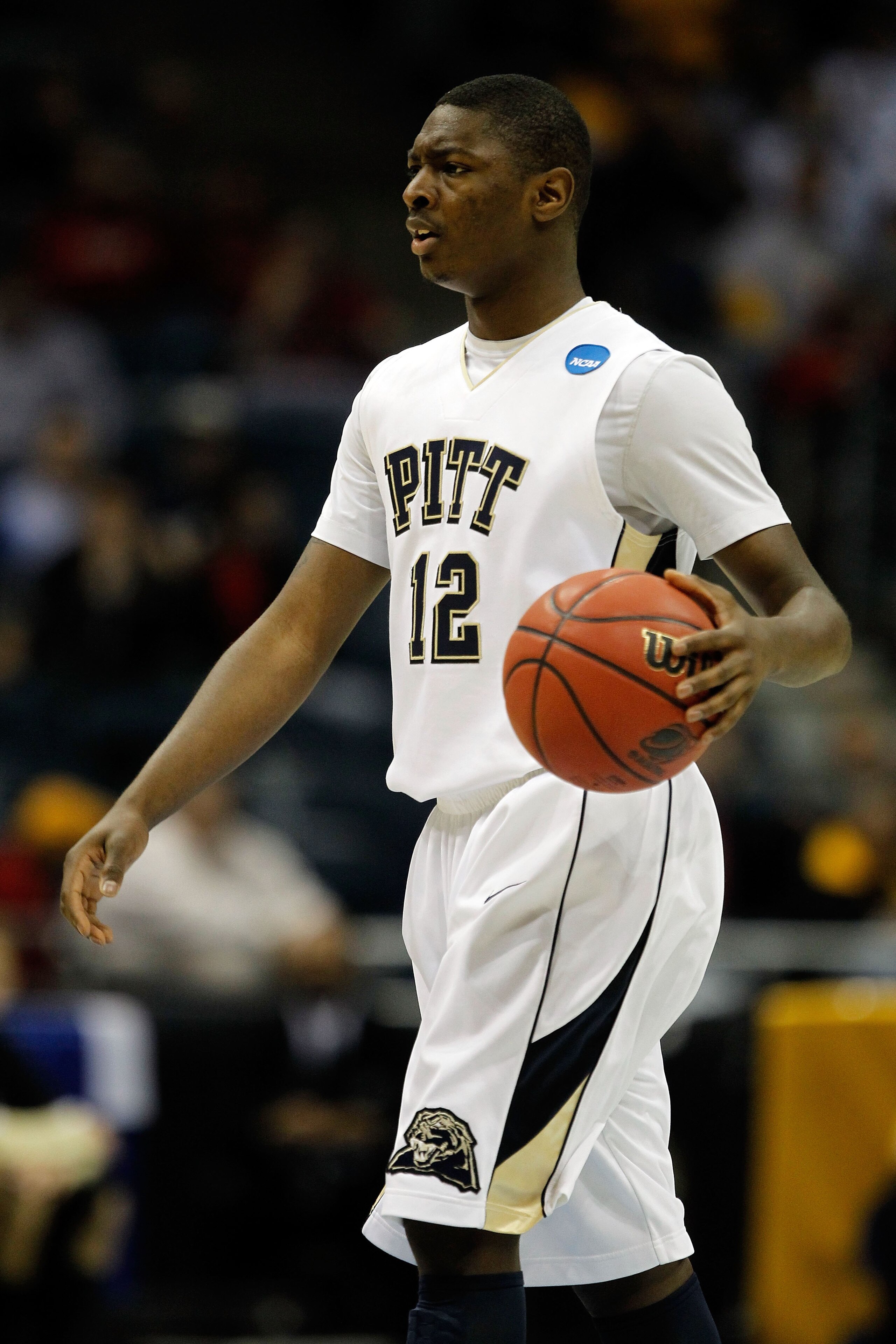 MILWAUKEE - MARCH 19:  Ashton Gibbs #12 of the Pittsburgh Panthers moves the ball while taking on the Oakland Golden Grizzlies during the first round of the 2010 NCAA men's basketball tournament at the Bradley Center on March 19, 2010 in Milwaukee, Wiscon