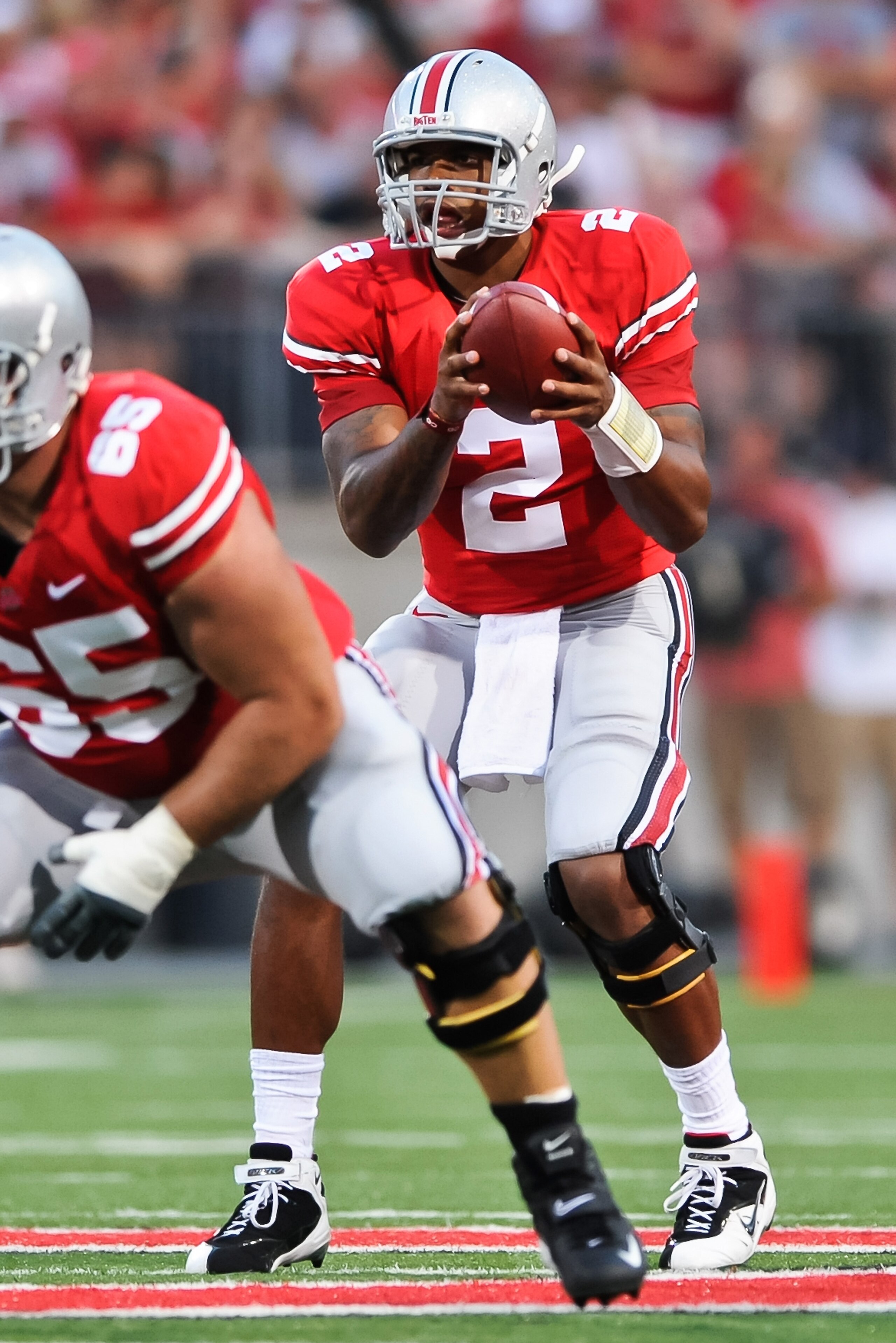 COLUMBUS, OH - SEPTEMBER 2: Terrelle Pryor #2 of the Ohio State Buckeyes starts the play against the Marshall Thundering Herd at Ohio Stadium on September 2, 2010 in Columbus, Ohio. (Photo by Jamie Sabau/Getty Images)