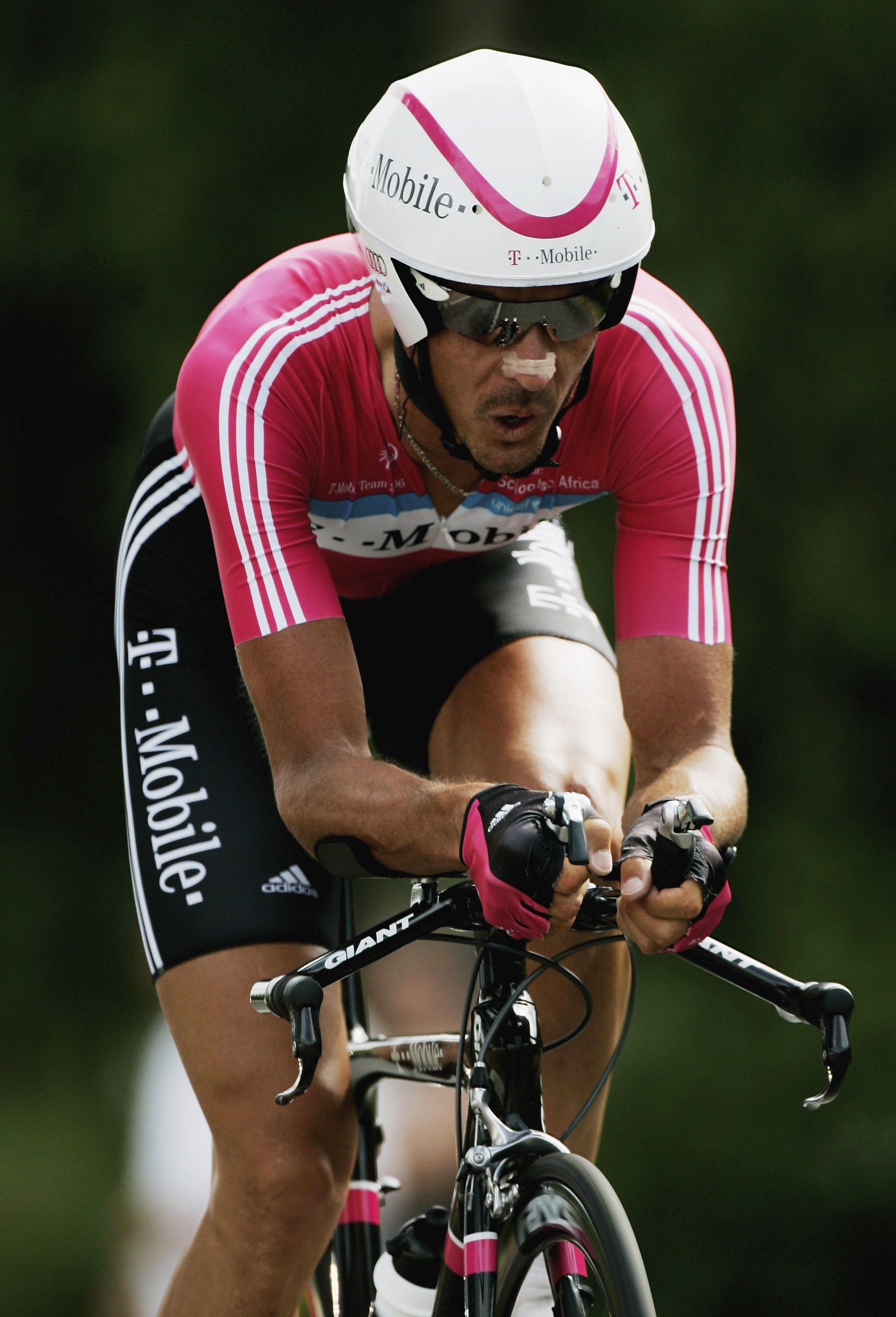 MONTCEAU-LES-MINES, FRANCE - JULY 22: Andreas Kloden of Germany and T-Mobile in action during stage 19 of the 93rd Tour de France, an individual time trial from Le Creusot to Montceau-les-Mines, on July 22 2006 in Montceau-les-Mines, France. (Photo by B MONTCEAU-LES-MINES, FRANCE - JULY 22: Andreas Kloden of Germany and T-Mobile in action during stage 19 of the 93rd Tour de France, an individual time trial from Le Creusot to Montceau-les-Mines, on July 22 2006 in Montceau-les-Mines, France. (Photo by B