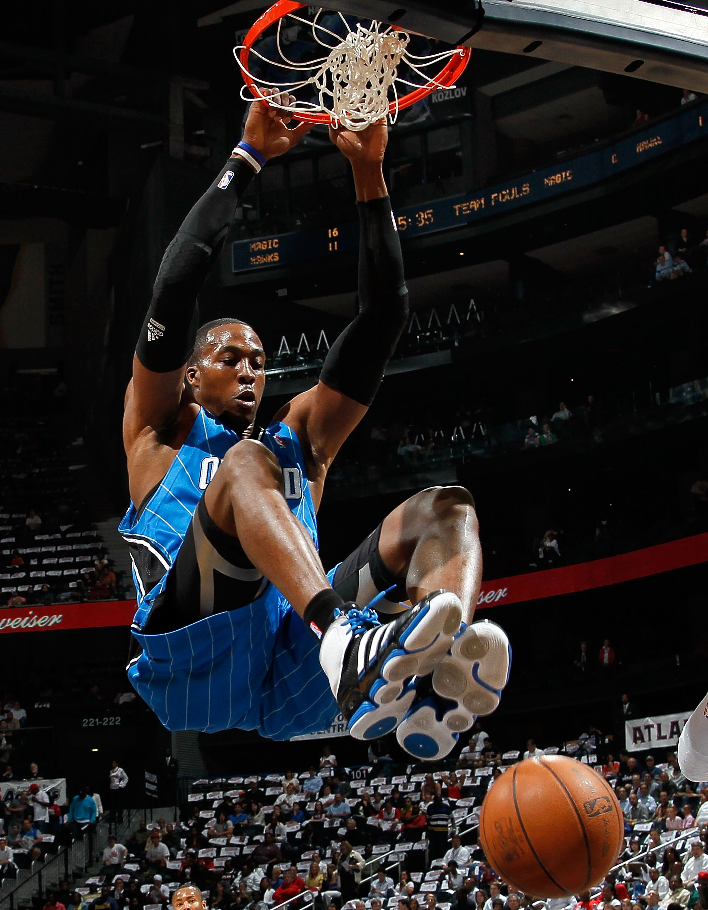 ATLANTA - MAY 10:  Dwight Howard #12 of the Orlando Magic dunks against the Atlanta Hawks during Game Four of the Eastern Conference Semifinals of the 2010 NBA Playoffs at Philips Arena on May 10, 2010 in Atlanta, Georgia.  NOTE TO USER: User expressly ac