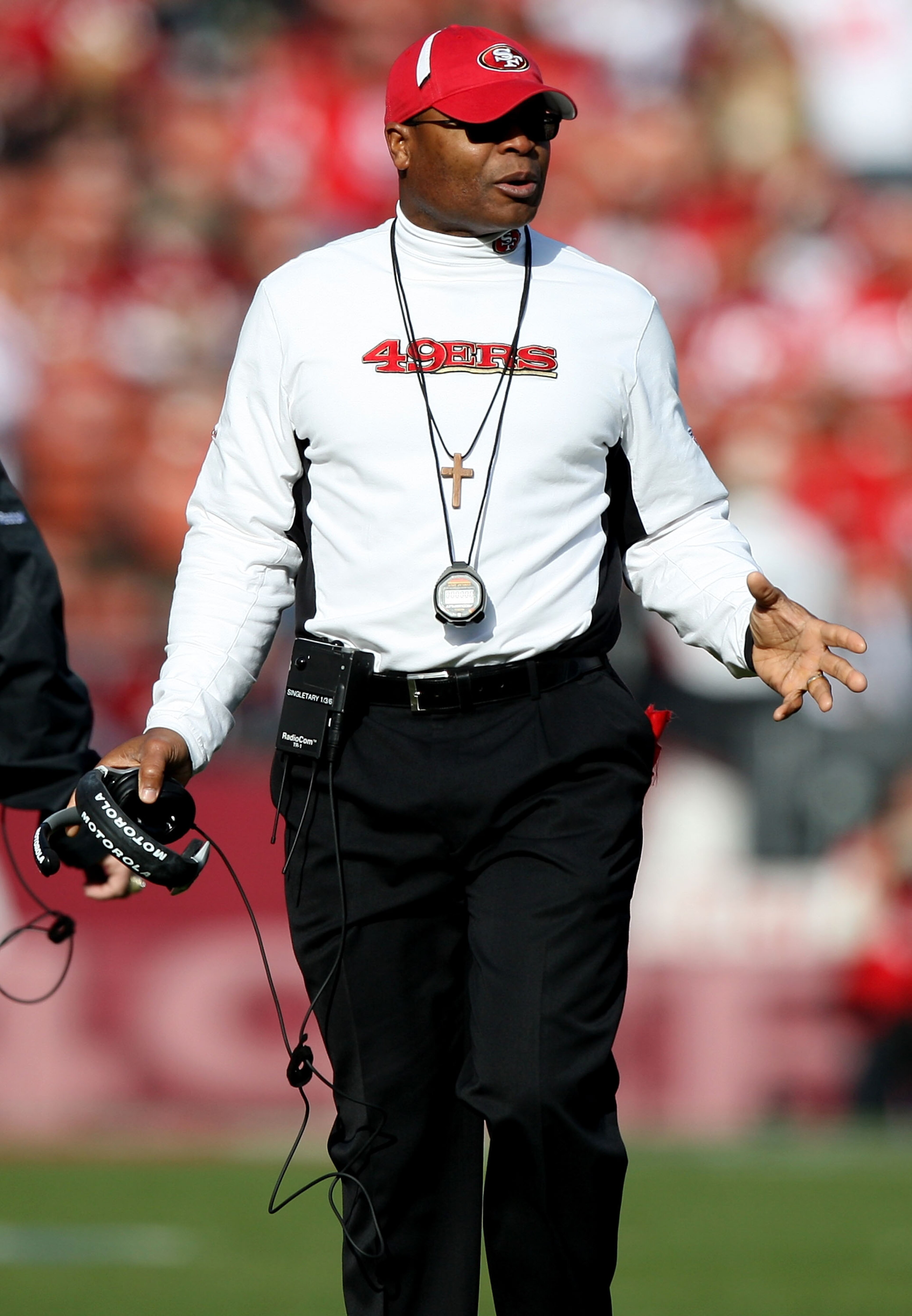 SAN FRANCISCO - DECEMBER 27: Head coach Mike Singletary of the San Francisco 49ers looks on against the Detroit Lions during an NFL game at Candlestick Park on December 27, 2009 in San Francisco, California. (Photo by Jed Jacobsohn/Getty Images) SAN FRANCISCO - DECEMBER 27: Head coach Mike Singletary of the San Francisco 49ers looks on against the Detroit Lions during an NFL game at Candlestick Park on December 27, 2009 in San Francisco, California. (Photo by Jed Jacobsohn/Getty Images)