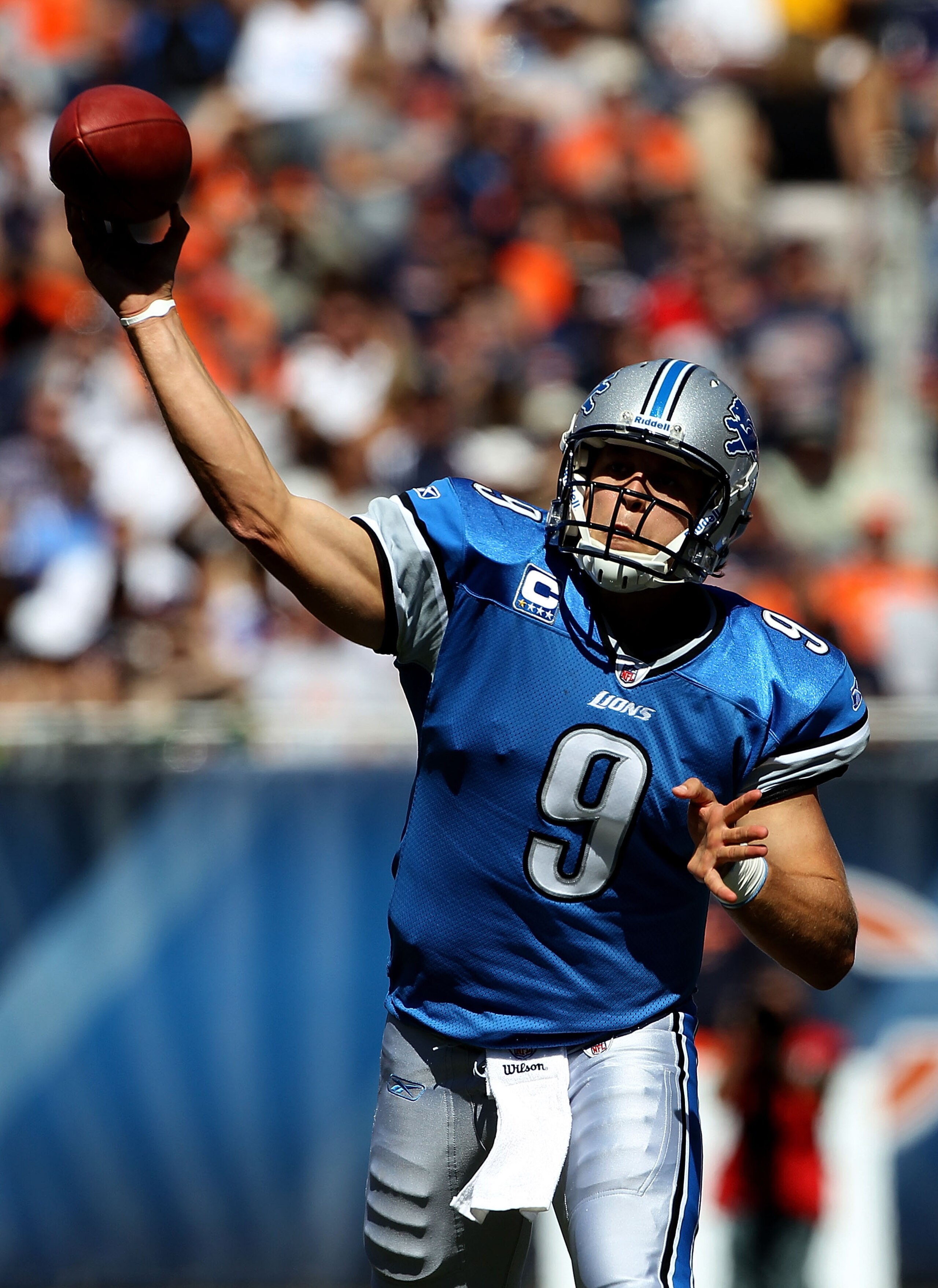 CHICAGO - SEPTEMBER 12: Matthew Stafford #9 of the Detroit Lions passes the ball against the Chicago Bears during the NFL season opening game at Soldier Field on September 12, 2010 in Chicago, Illinois. The Bears defeated the Lions 19-14. (Photo by Jonath CHICAGO - SEPTEMBER 12: Matthew Stafford #9 of the Detroit Lions passes the ball against the Chicago Bears during the NFL season opening game at Soldier Field on September 12, 2010 in Chicago, Illinois. The Bears defeated the Lions 19-14. (Photo by Jonath