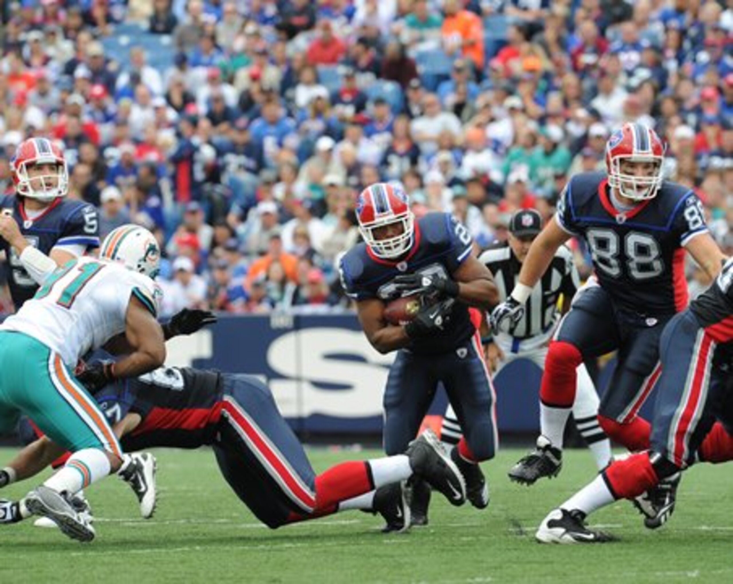 One of the few carries Fred Jackson had vs Miami