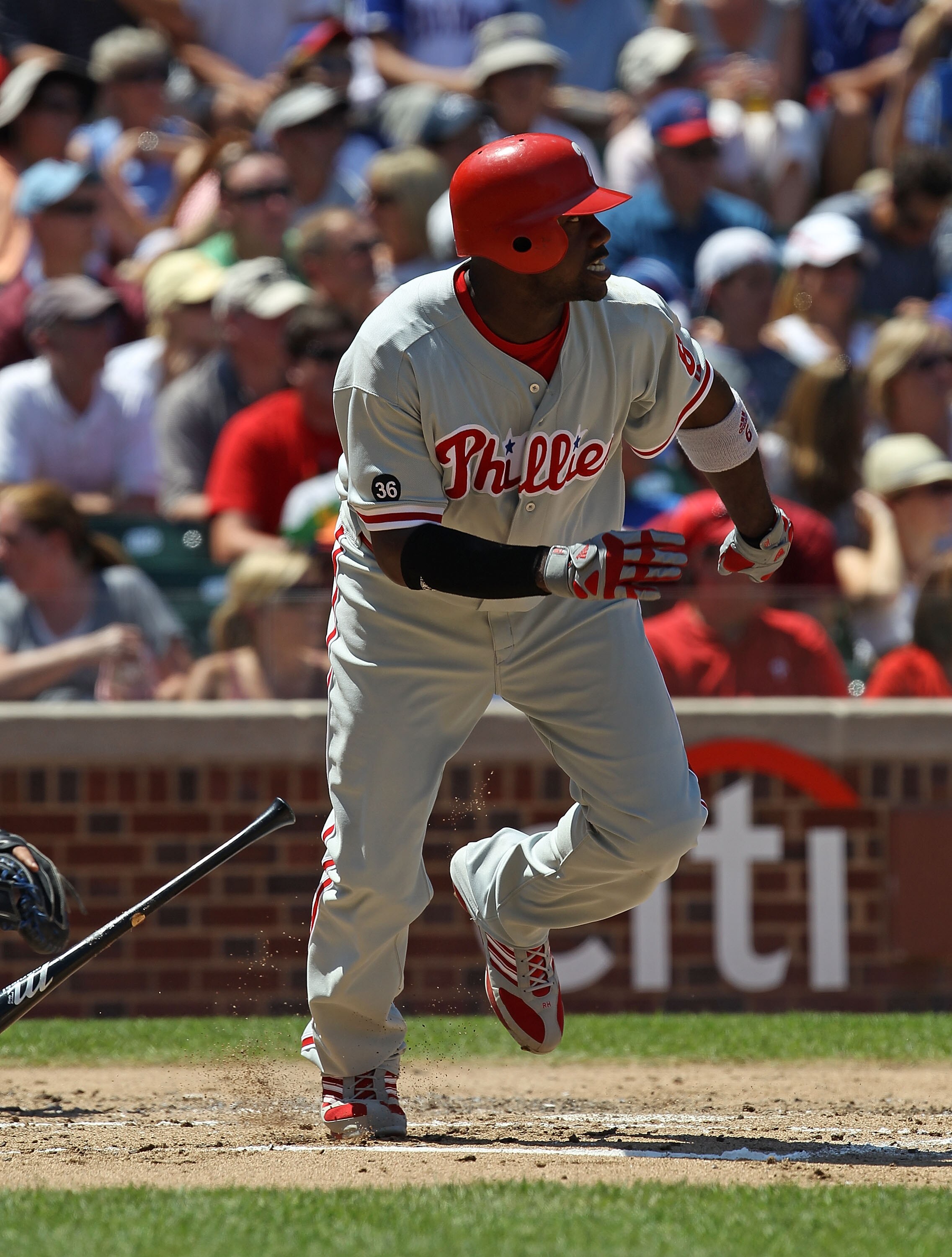 CHICAGO - JULY 16: Ryan Howard #6 of the Philadelphia Phillies runs after hitting the ball against the Chicago Cubs at Wrigley Field on July 16, 2010 in Chicago, Illinois. The Cubs defeated the Phillies 4-3. (Photo by Jonathan Daniel/Getty Images) CHICAGO - JULY 16: Ryan Howard #6 of the Philadelphia Phillies runs after hitting the ball against the Chicago Cubs at Wrigley Field on July 16, 2010 in Chicago, Illinois. The Cubs defeated the Phillies 4-3. (Photo by Jonathan Daniel/Getty Images)