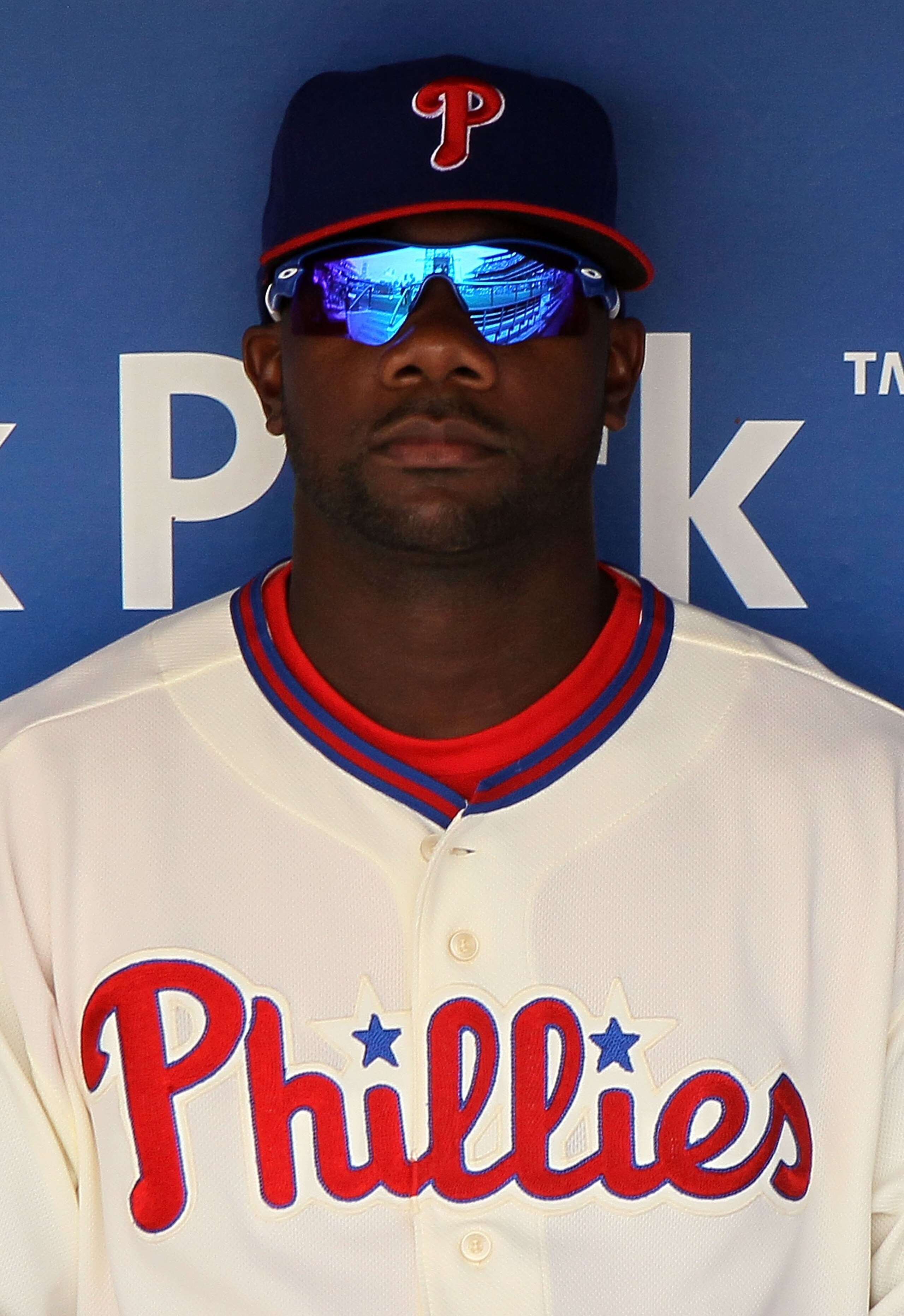 PHILADELPHIA - MAY 06:  Ryan Howard #6 of the Philadelphia Phillies looks on prior to playing the St. Louis Cardinals at Citizens Bank Park on May 6, 2010 in Philadelphia, Pennsylvania.  (Photo by Jim McIsaac/Getty Images)