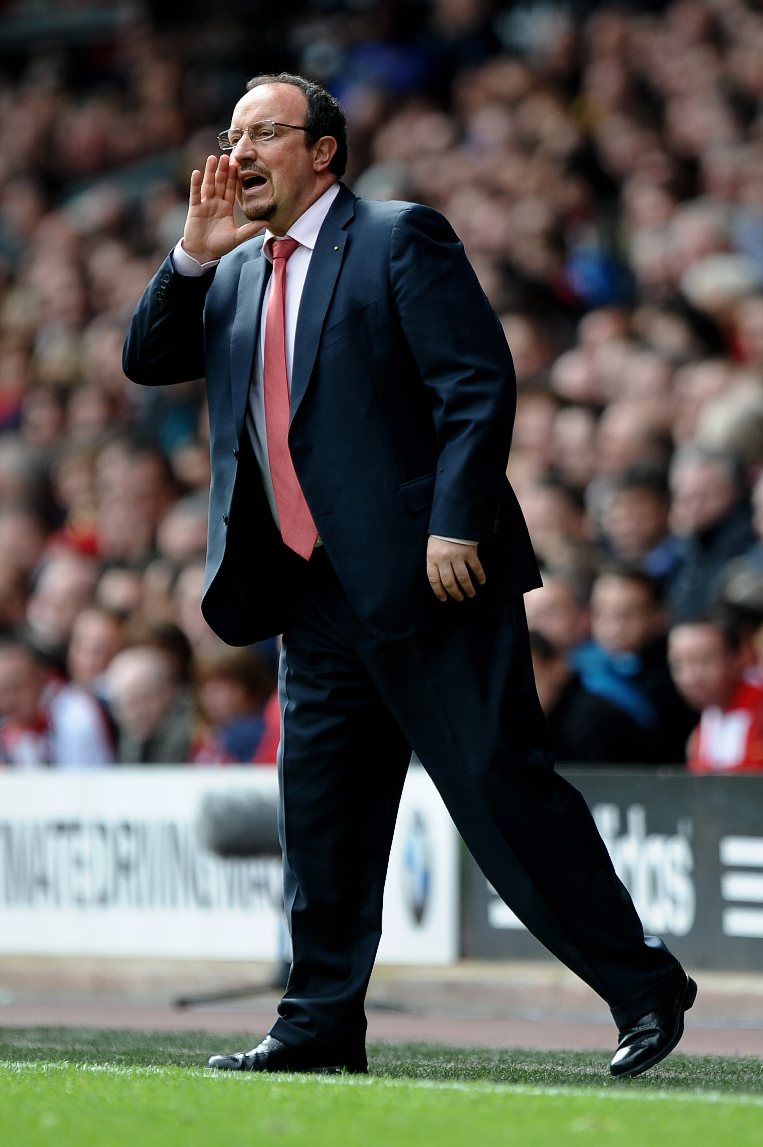 LIVERPOOL, ENGLAND - MAY 02:  Rafael Benitez the Liverpool manager shouts instructions to his players during the Barclays Premier League match between Liverpool and Chelsea at Anfield on May 2, 2010 in Liverpool, England.  (Photo by Laurence Griffiths/Get
