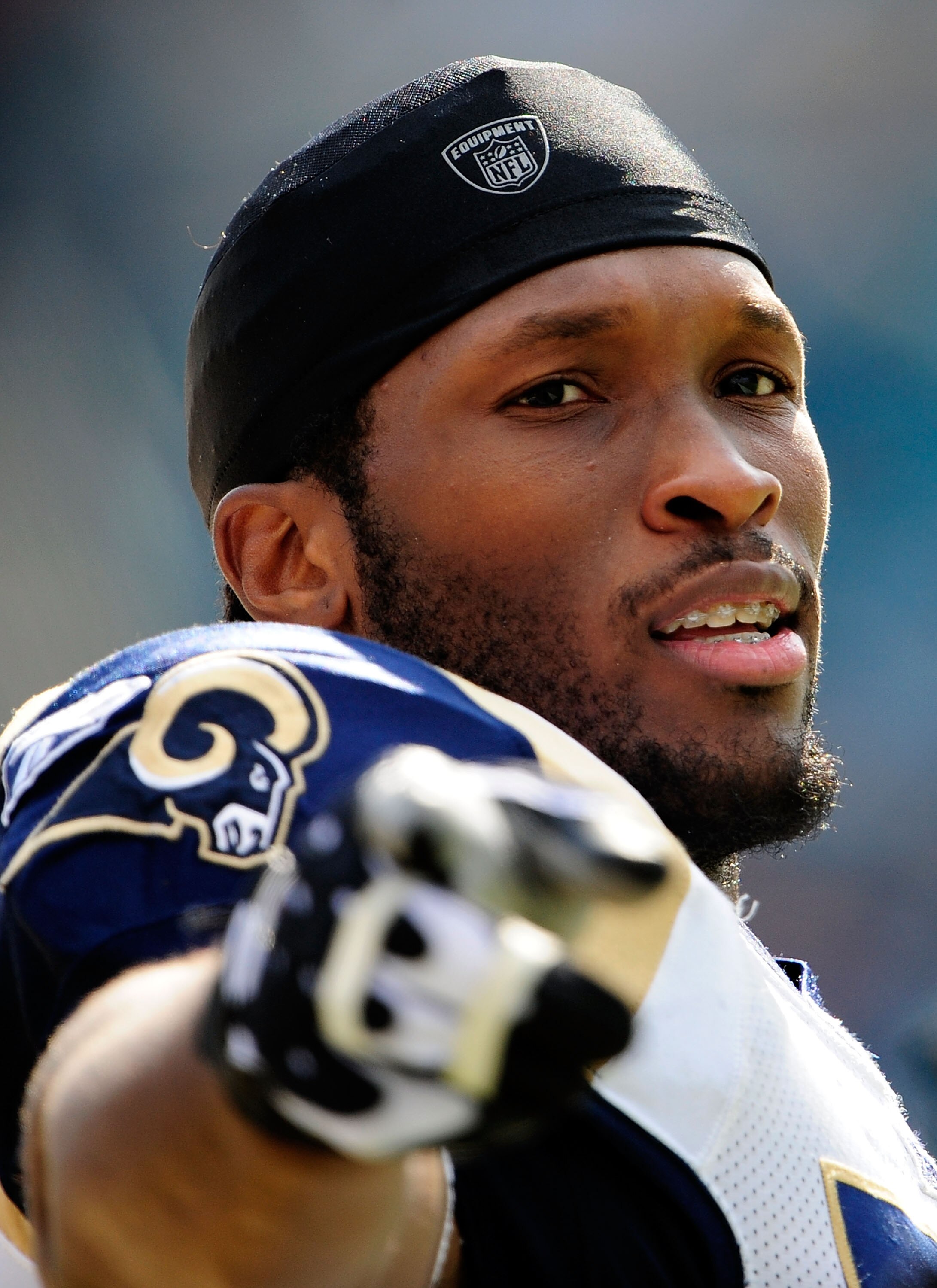 JACKSONVILLE, FL - OCTOBER 18: Alex Barron #70 of the St. Louis Rams points during the game against the Jacksonville Jaguars at Jacksonville Municipal Stadium on October 18, 2009 in Jacksonville, Florida. (Photo by Sam Greenwood/Getty Images)