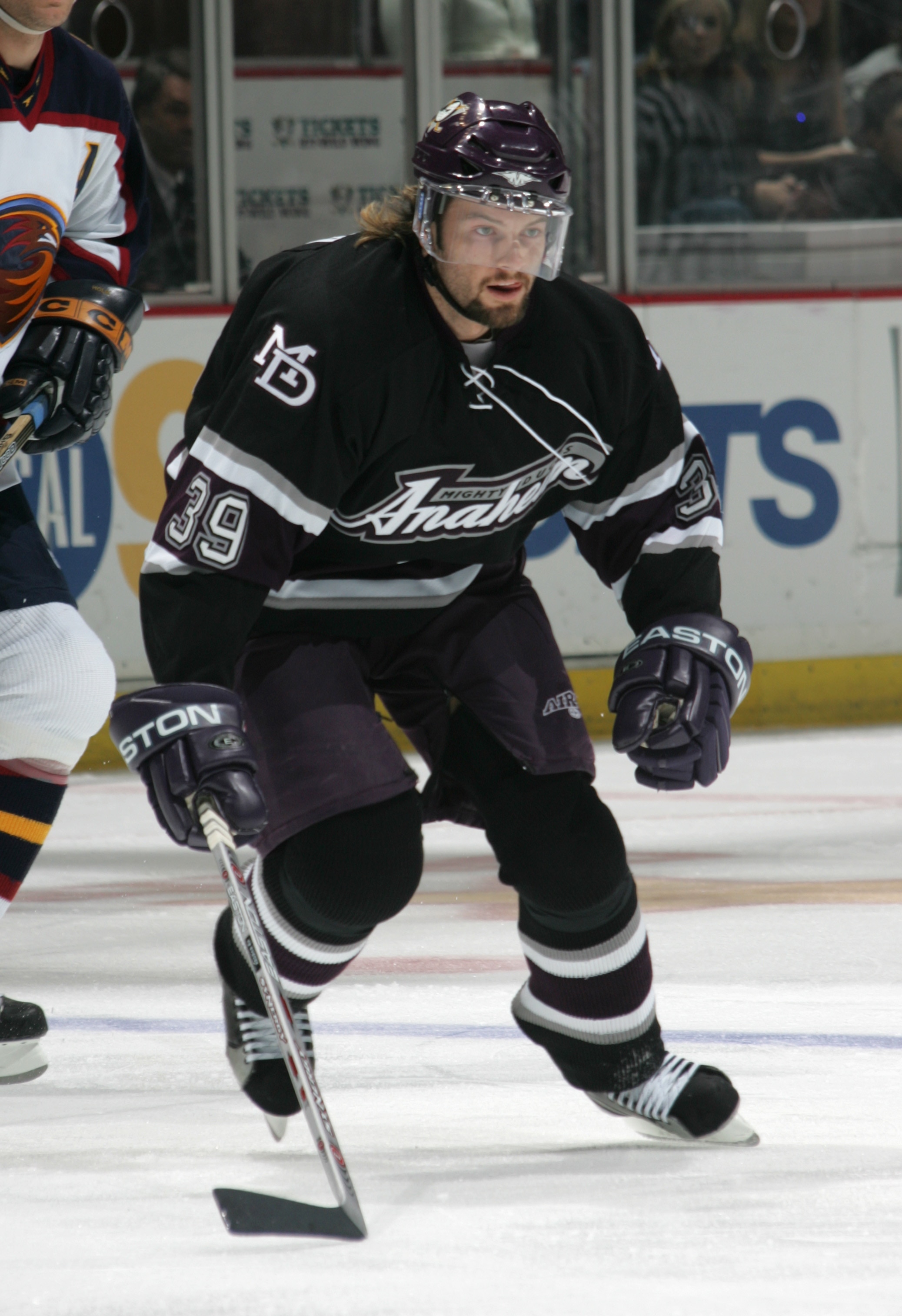 ANAHEIM, CA - DECEMBER 3: Petr Sykora #39 of the Mighty Ducks of Anaheim skates during the game against the Atlanta Thrashers at the Arrowhead Pond on December 3, 2005 in Anaheim, California. The Mighty Ducks won the game 2-1. (Photo by Bruce Bennett/Gett