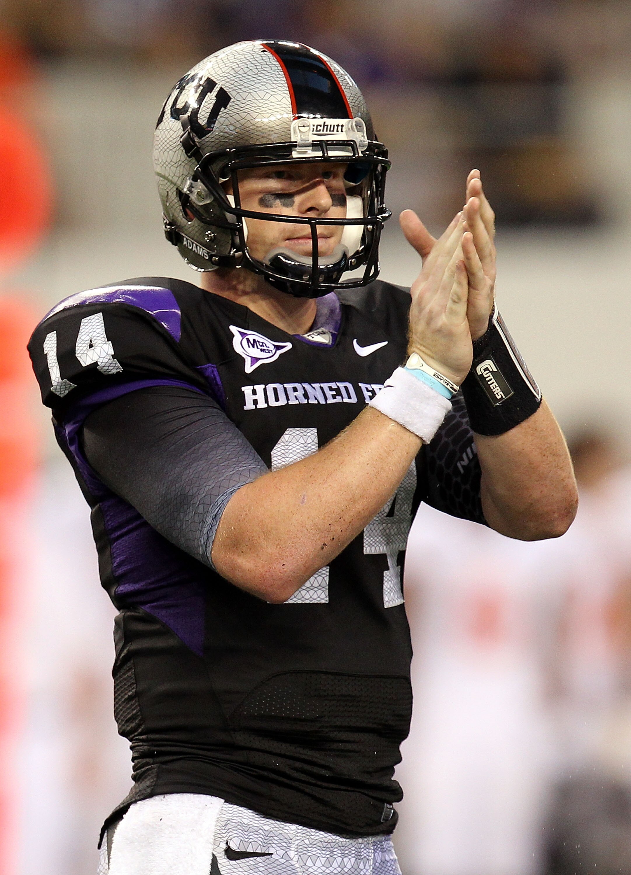 ARLINGTON, TX - SEPTEMBER 04:  Quarterback Andy Dalton #14 of the TCU Horned Frogs at Cowboys Stadium on September 4, 2010 in Arlington, Texas.  (Photo by Ronald Martinez/Getty Images)