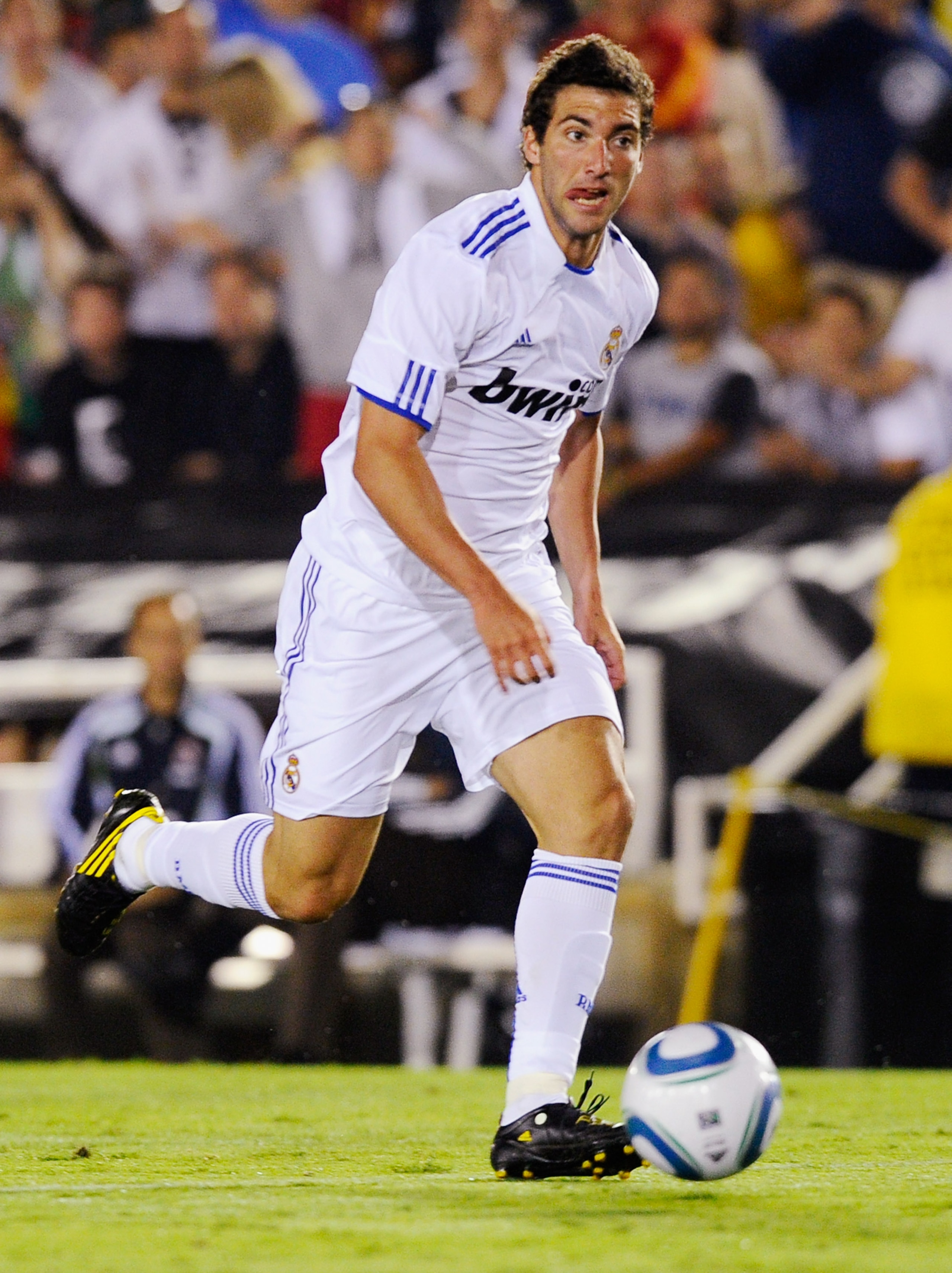 PASADENA, CA - AUGUST 07:  Gonzalo Higuain #20 of Real Madrid during the pre-season friendly soccer match against Los Angeles Galaxy on August 7, 2010 at the Rose Bowl in Pasadena, California. Real Madrid will travel back to Spain after the soccer match c