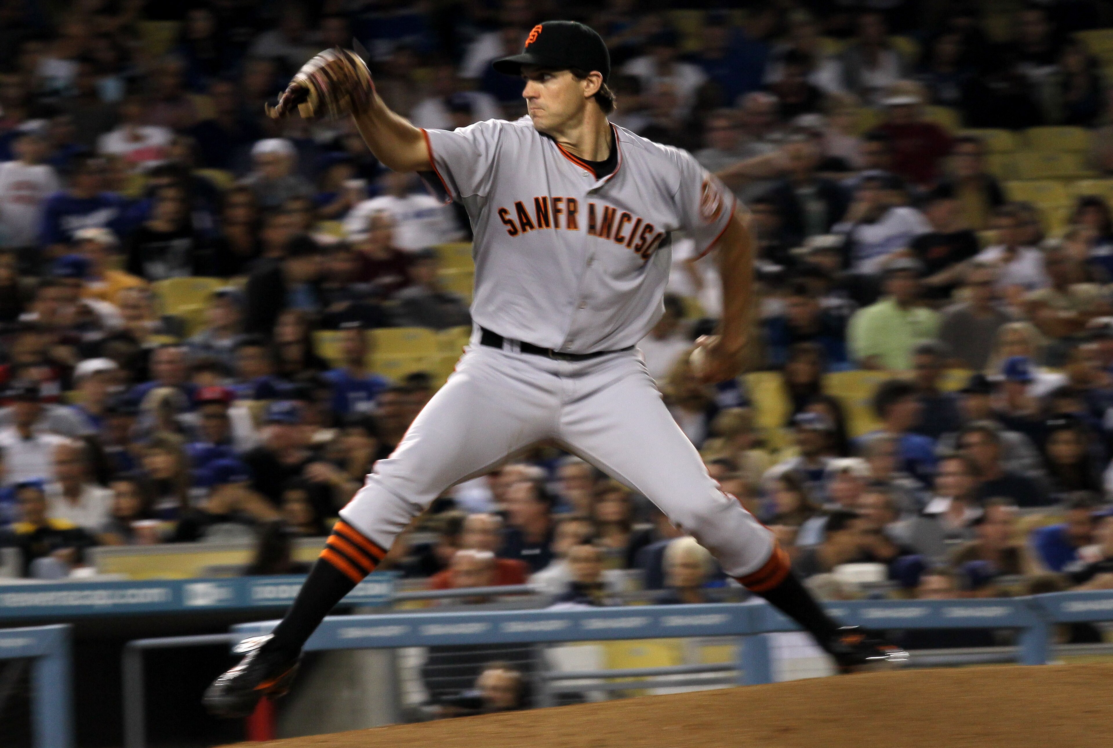 LOS ANGELES, CA - JULY 21: Barry Zito #75 of the San Francisco Giants throws a pitch against the Los Angeles Dodgers on July 21, 2010 at Dodger Stadium in Los Angeles, California. The Dodgers won 2-0. (Photo by Stephen Dunn/Getty Images) LOS ANGELES, CA - JULY 21: Barry Zito #75 of the San Francisco Giants throws a pitch against the Los Angeles Dodgers on July 21, 2010 at Dodger Stadium in Los Angeles, California. The Dodgers won 2-0. (Photo by Stephen Dunn/Getty Images)
