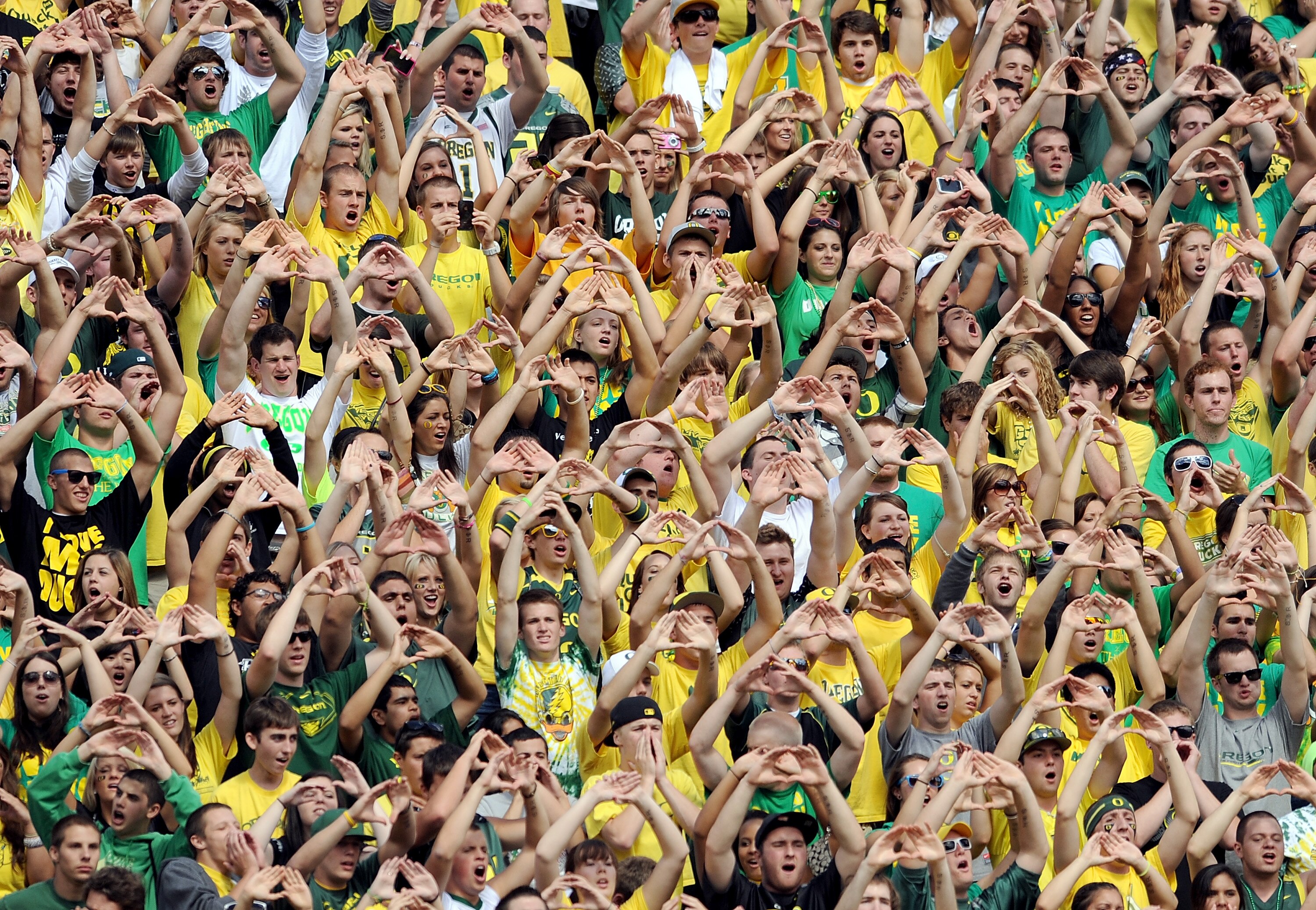 EUGENE, OR - SEPTEMBER 04: The crowd at Autzen Stadium makes some noise during the game between the Oregon Ducks and the New Mexico Lobos on September 4, 2010 in Eugene, Oregon. (Photo by Steve Dykes/Getty Images)