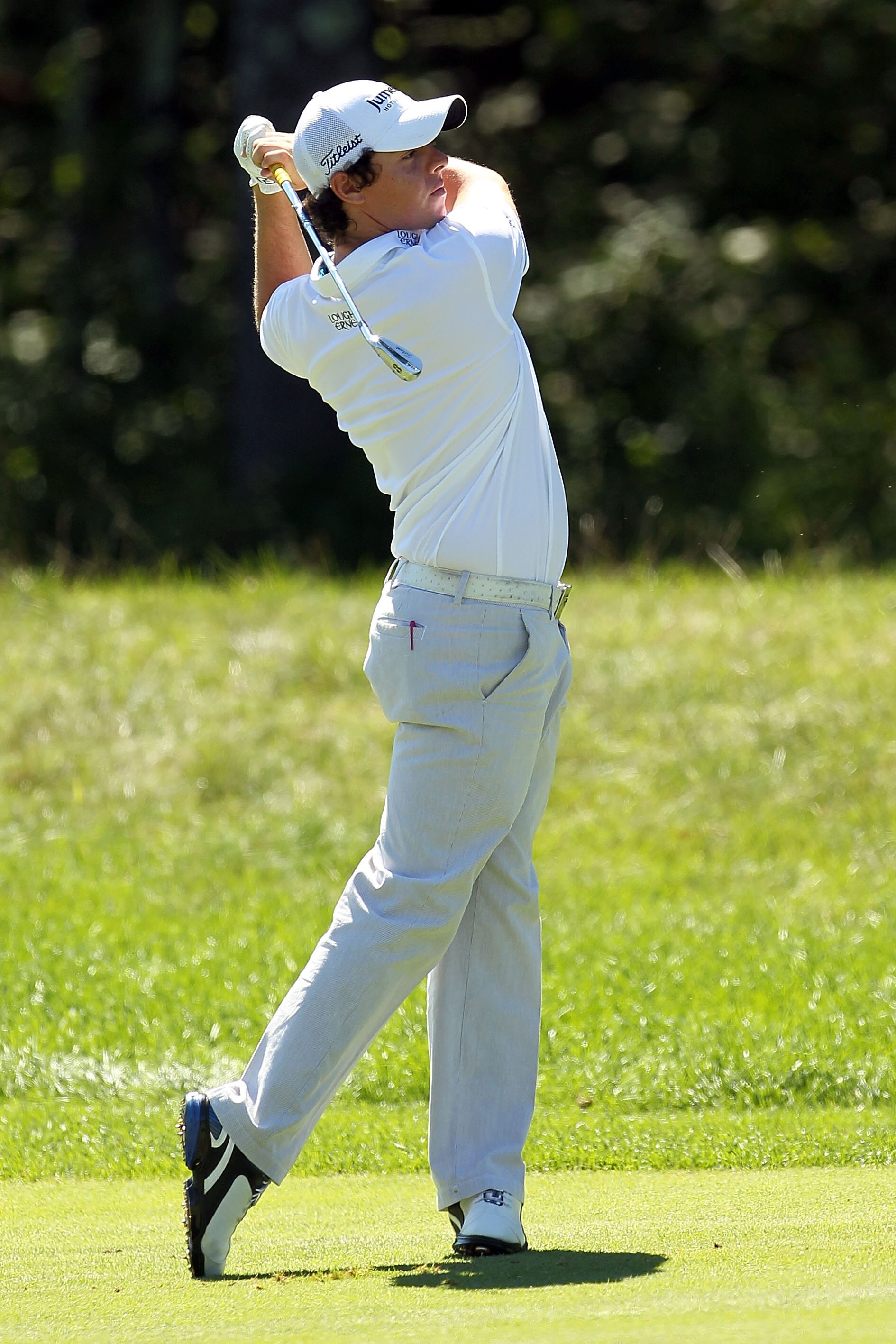 LEMONT, IL - SEPTEMBER 10:  Adam Scott of Australia hits his tee shot on the ninth hole during the second round of the BMW Championship at Cog Hill Golf & Country Club on September 10, 2010 in Lemont, Illinois.  (Photo by Jamie Squire/Getty Images)