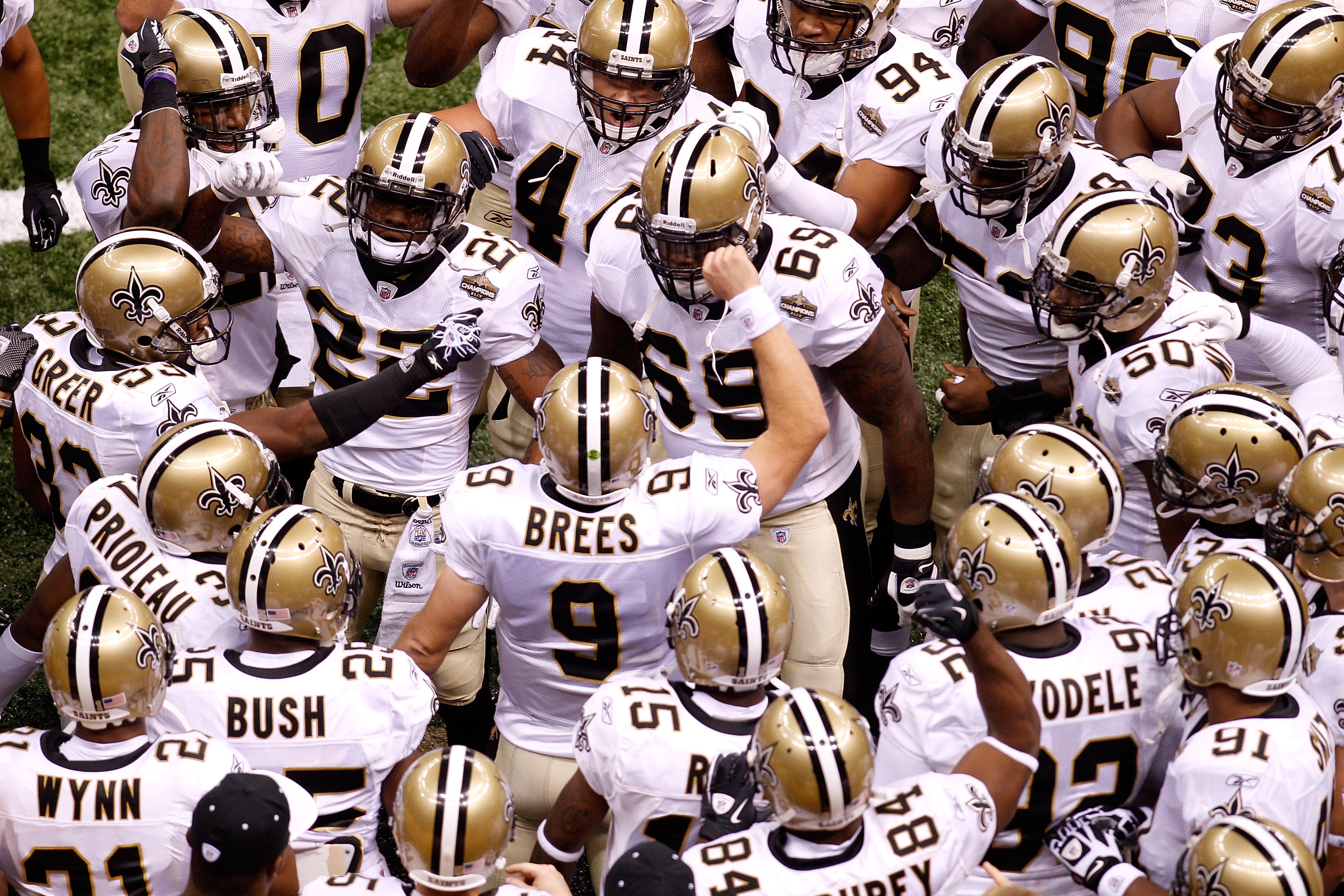 NEW ORLEANS - SEPTEMBER 09:  Quarterback Drew Brees #9 of the New Orleans Saints leads his team in a chant as they huddle up prior to playing against the Minnesota Vikings at Louisiana Superdome on September 9, 2010 in New Orleans, Louisiana. The Saints w