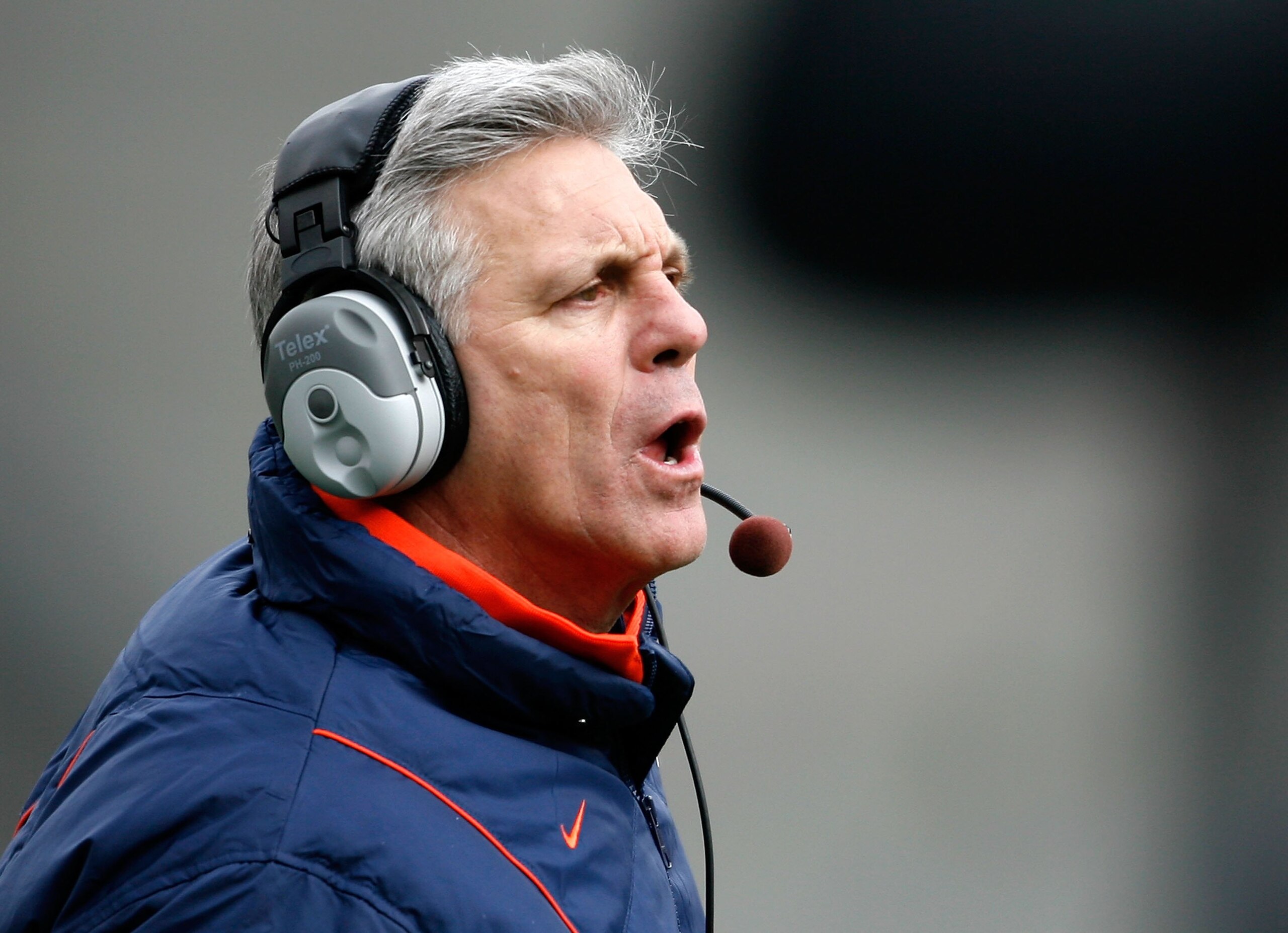 CINCINNATI - NOVEMBER 27: Ron Zook the Head Coach of the Illinois Fighting Illini is pictured during the game against the Cincinnati Bearcats at Nippert Stadium on November 27, 2009 in Cincinnati, Ohio. (Photo by Andy Lyons/Getty Images) CINCINNATI - NOVEMBER 27: Ron Zook the Head Coach of the Illinois Fighting Illini is pictured during the game against the Cincinnati Bearcats at Nippert Stadium on November 27, 2009 in Cincinnati, Ohio. (Photo by Andy Lyons/Getty Images)