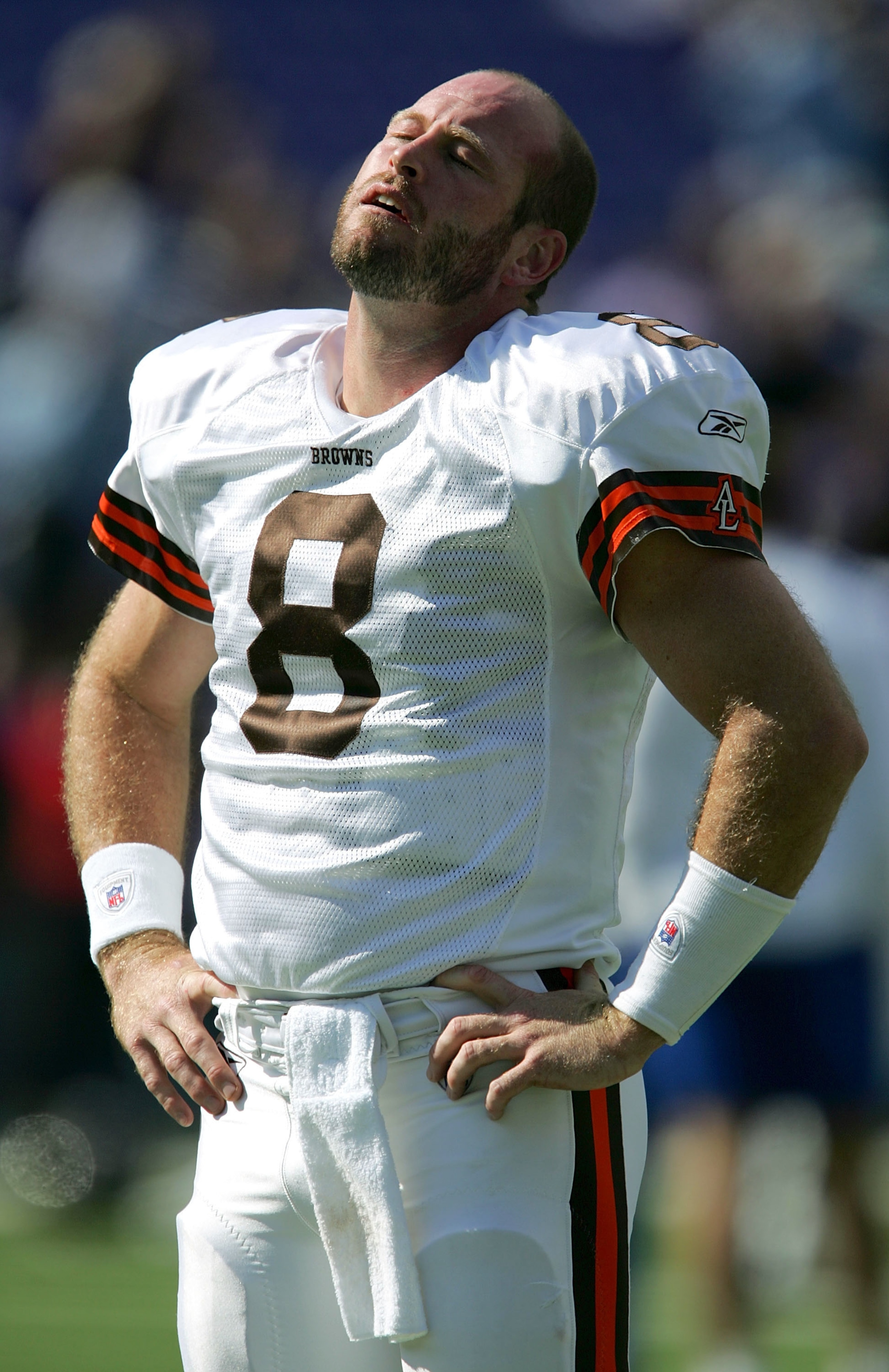 BALTIMORE - OCTOBER 16:  Quarterback Trent Dilfer #8 of the Cleveland Browns stretches prior to the game against the Baltimore Ravens October 16, 2005 at M&T Bank Stadium in Baltimore, Maryland.  (Photo by Jamie Squire/Getty Images)