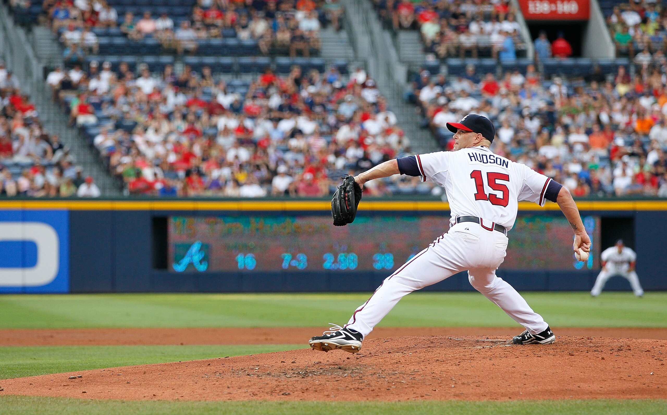 ATLANTA - JUNE 28:  Pitcher Tim Hudson #15 of the Atlanta Braves against the Washington Nationals at Turner Field on June 28, 2010 in Atlanta, Georgia.  (Photo by Kevin C. Cox/Getty Images)