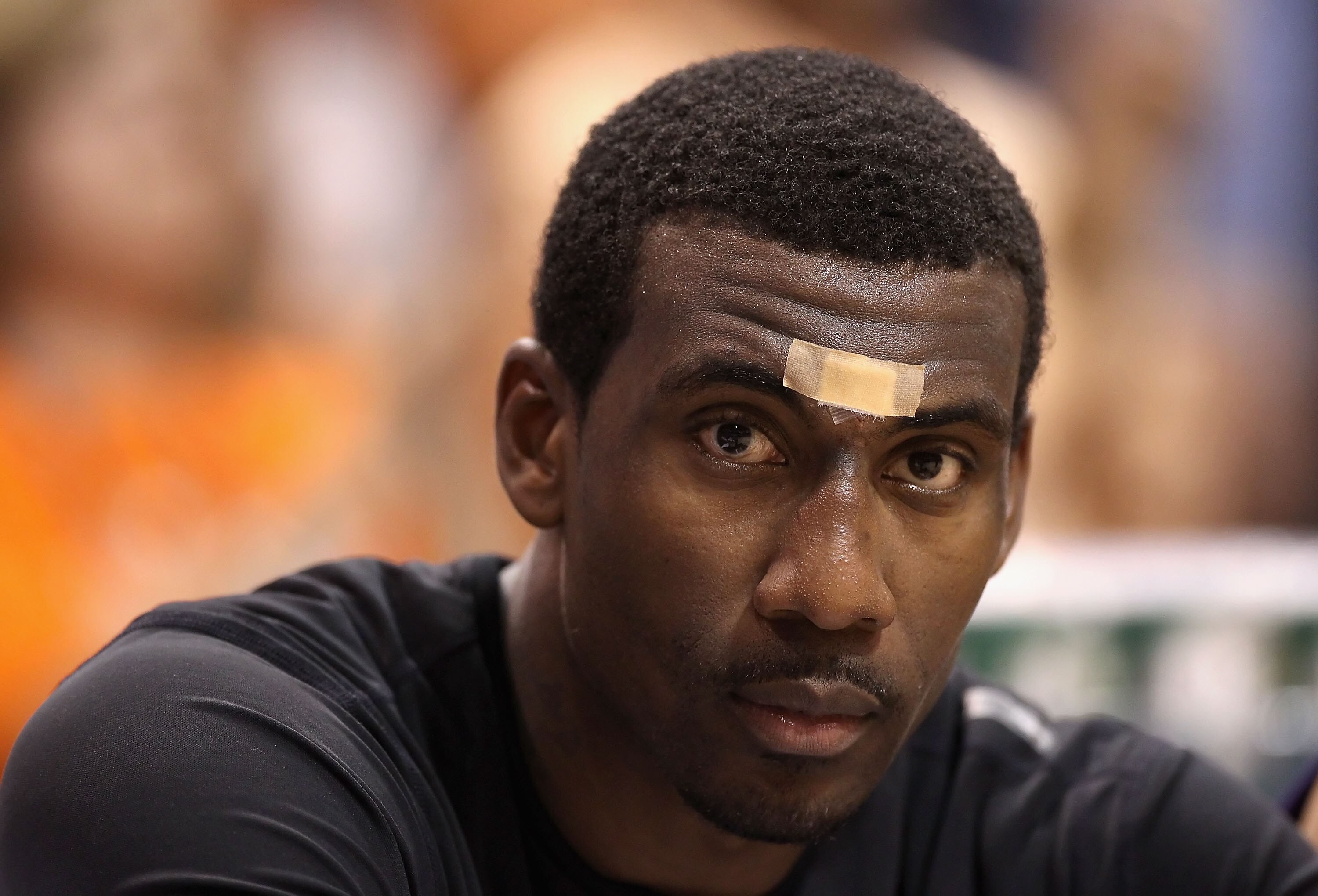 PHOENIX - MAY 25:  Amar'e Stoudemire #1 of the Phoenix Suns sits on the bench during Game Four of the Western Conference finals of the 2010 NBA Playoffs against the Los Angeles Lakers at US Airways Center on May 25, 2010 in Phoenix, Arizona.  The Suns def