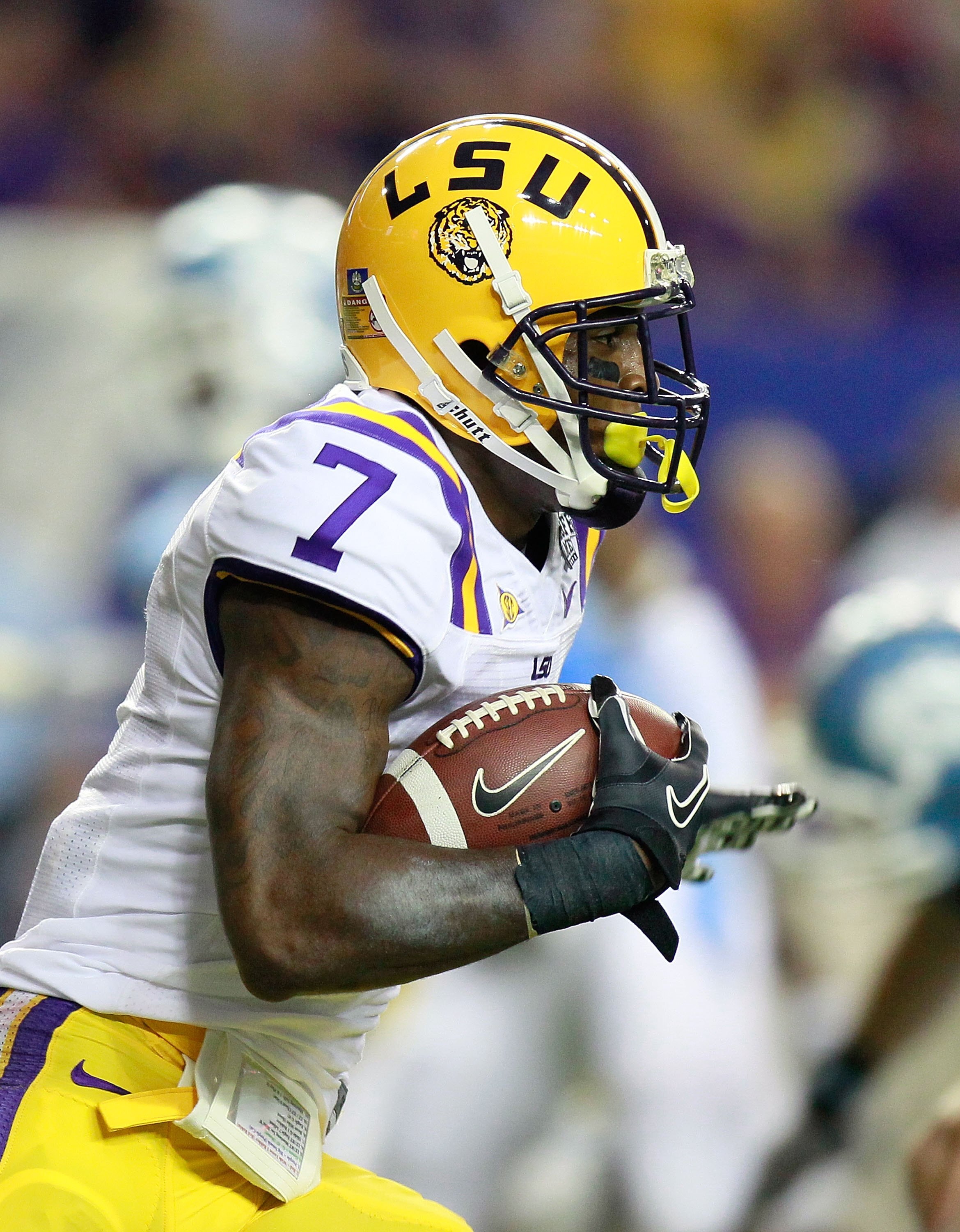 ATLANTA - SEPTEMBER 04: Patrick Peterson #7 of the LSU Tigers against of the North Carolina Tar Heels during the Chick-fil-A Kickoff Game at Georgia Dome on September 4, 2010 in Atlanta, Georgia. (Photo by Kevin C. Cox/Getty Images) ATLANTA - SEPTEMBER 04: Patrick Peterson #7 of the LSU Tigers against of the North Carolina Tar Heels during the Chick-fil-A Kickoff Game at Georgia Dome on September 4, 2010 in Atlanta, Georgia. (Photo by Kevin C. Cox/Getty Images)