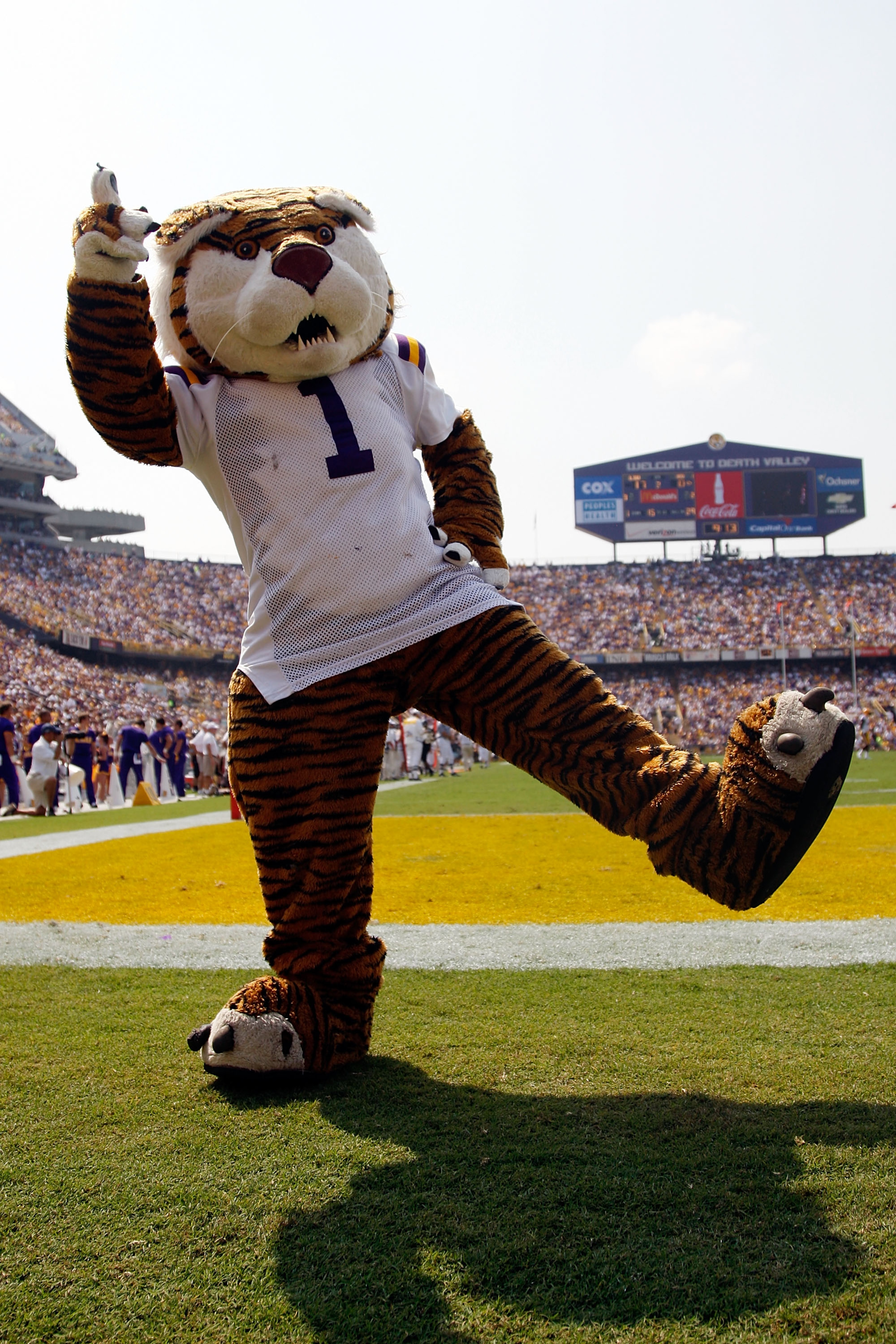 BATON ROUGE, LA - AUGUST 30:  Mascot Mike the Tiger of the Louisiana State University Tigers celebrates on the field against the Appalachian State Mountaineers on August 30, 2008 at Tiger Stadium in Baton Rouge, Louisiana.  (Photo by Chris Graythen/Getty