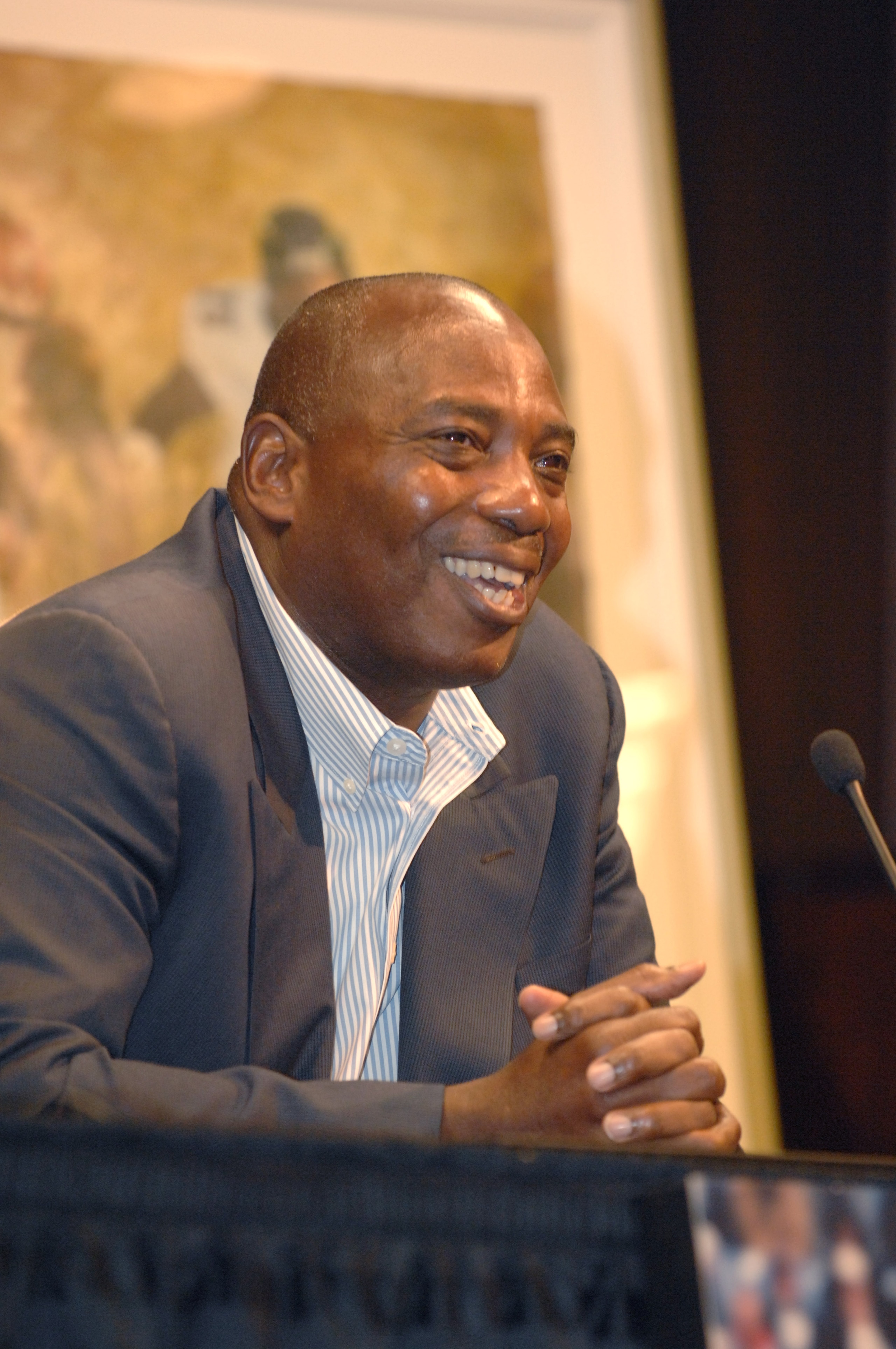 OWINGS MILLS, MD - JUNE 12:   Ozzie Newsome, Baltimore Ravens general manager during Jonathan Ogden retirement press conference at Ravens training facility on June 12, 2008 in Owings Mills, Maryland.   (Photo by Mitchell Layton/Getty Images)
