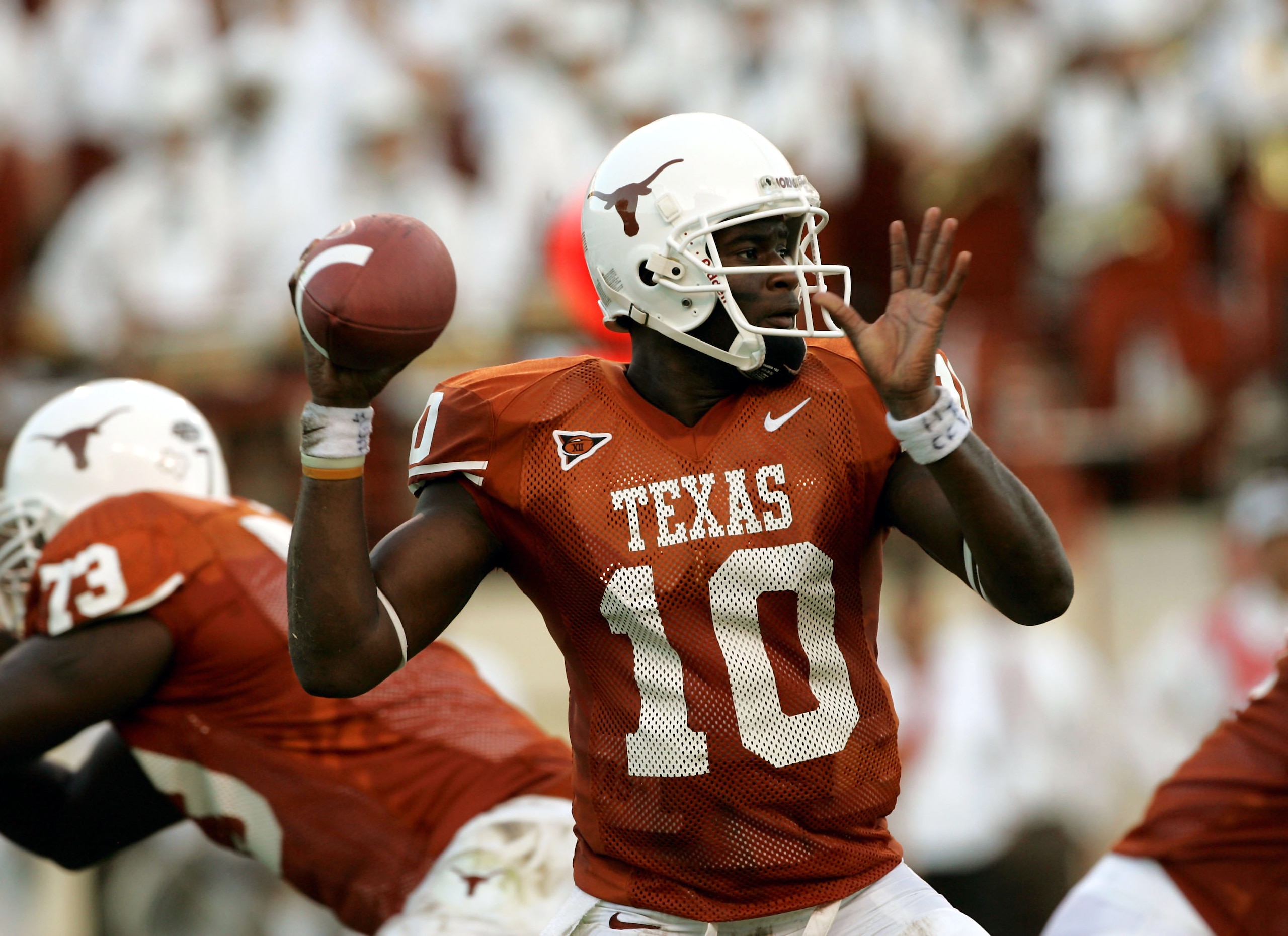 AUSTIN, TX - SEPTEMBER 17: Quarterback Vince Young #10 of the Texas Longhorns looks to pass against the Rice Owls on September 17, 2005 at Darrell K Royal-Texas Memorial Stadium in Austin, Texas. (Photo by Stephen Dunn/Getty Images) AUSTIN, TX - SEPTEMBER 17: Quarterback Vince Young #10 of the Texas Longhorns looks to pass against the Rice Owls on September 17, 2005 at Darrell K Royal-Texas Memorial Stadium in Austin, Texas. (Photo by Stephen Dunn/Getty Images)