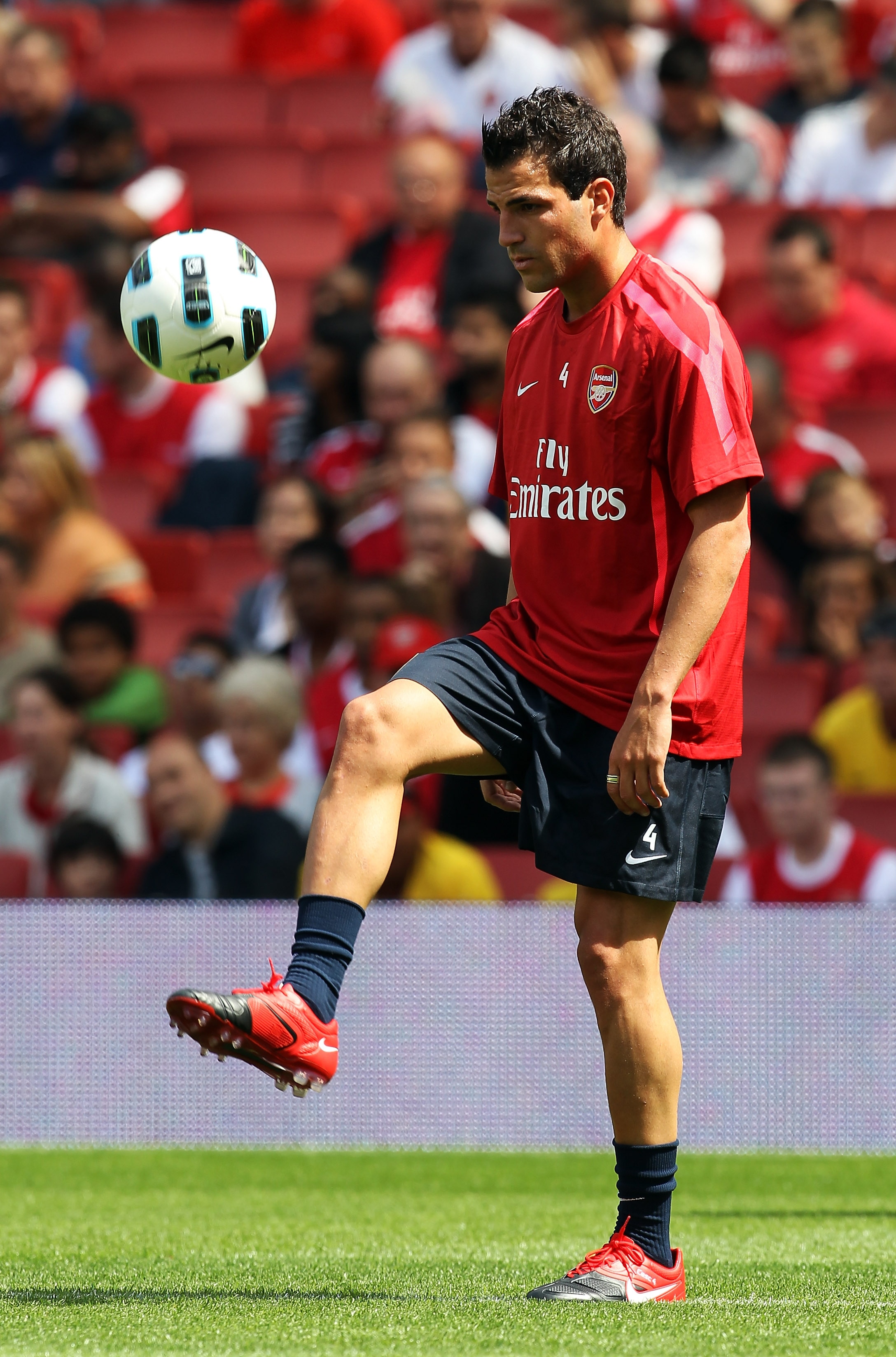 LONDON, ENGLAND - AUGUST 05:  Cesc Fabregas of Arsenal trains during an Arsenal open training session at Emirates Stadium on August 5, 2010 in London, England.  (Photo by Bryn Lennon/Getty Images)