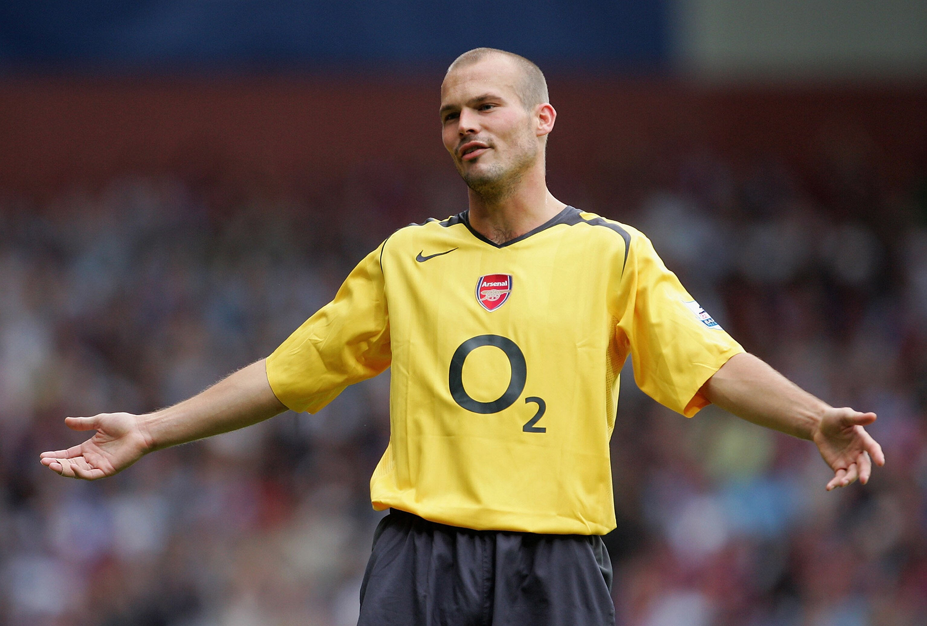 LONDON - SEPTEMBER 24:  Fredrik Ljungberg of Arsenal in action during the Barclays Premiership match between West Ham and Arsenal at Upton Park on September 24, 2005 in London, England.  (Photo by Mike Hewitt/Getty Images)