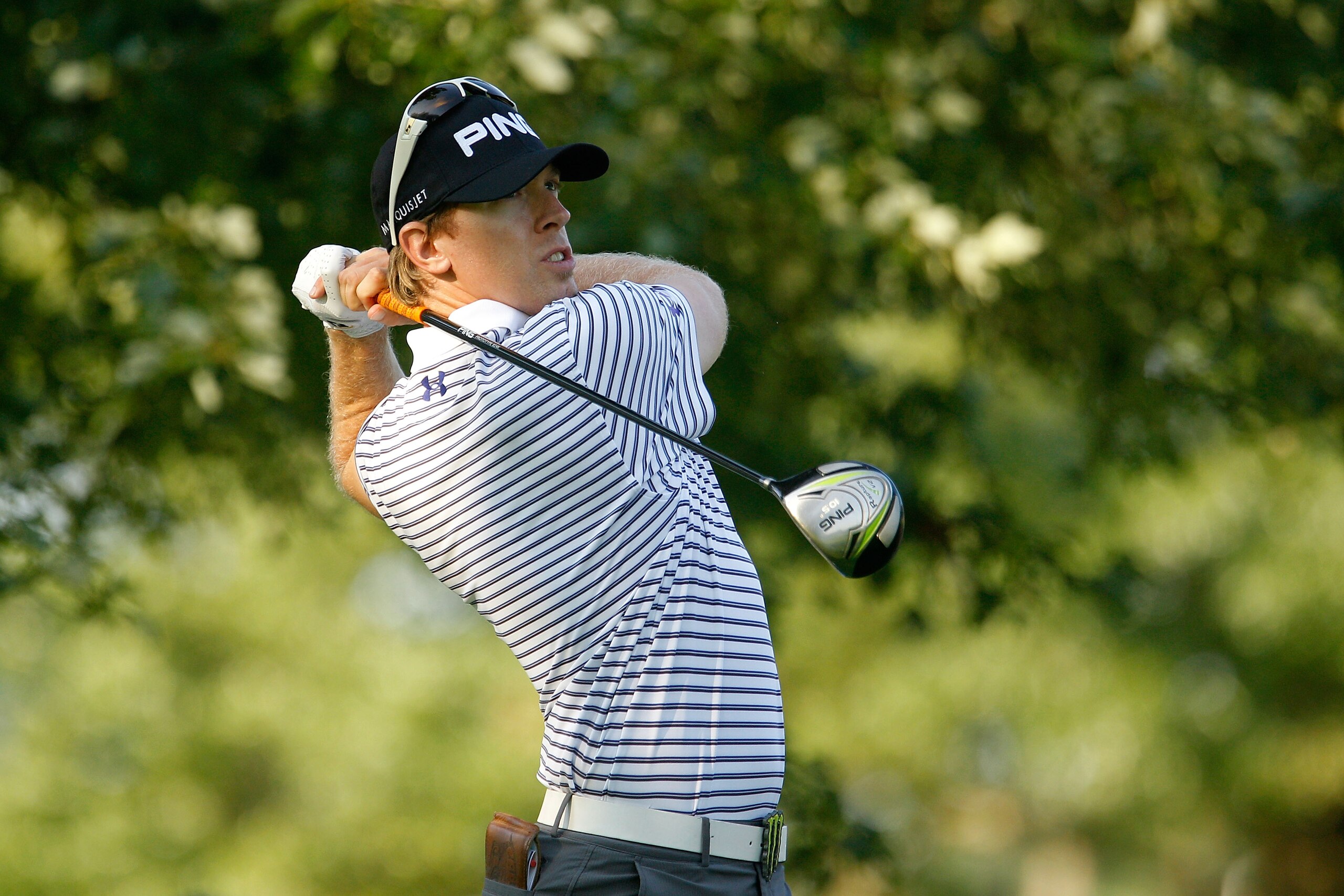 PARAMUS, NJ - AUGUST 26:  Hunter Mahan watches his tee shot on the 11th hole during the first round of The Barclays at the Ridgewood Country Club on August 26, 2010 in Paramus, New Jersey.  (Photo by Scott Halleran/Getty Images)