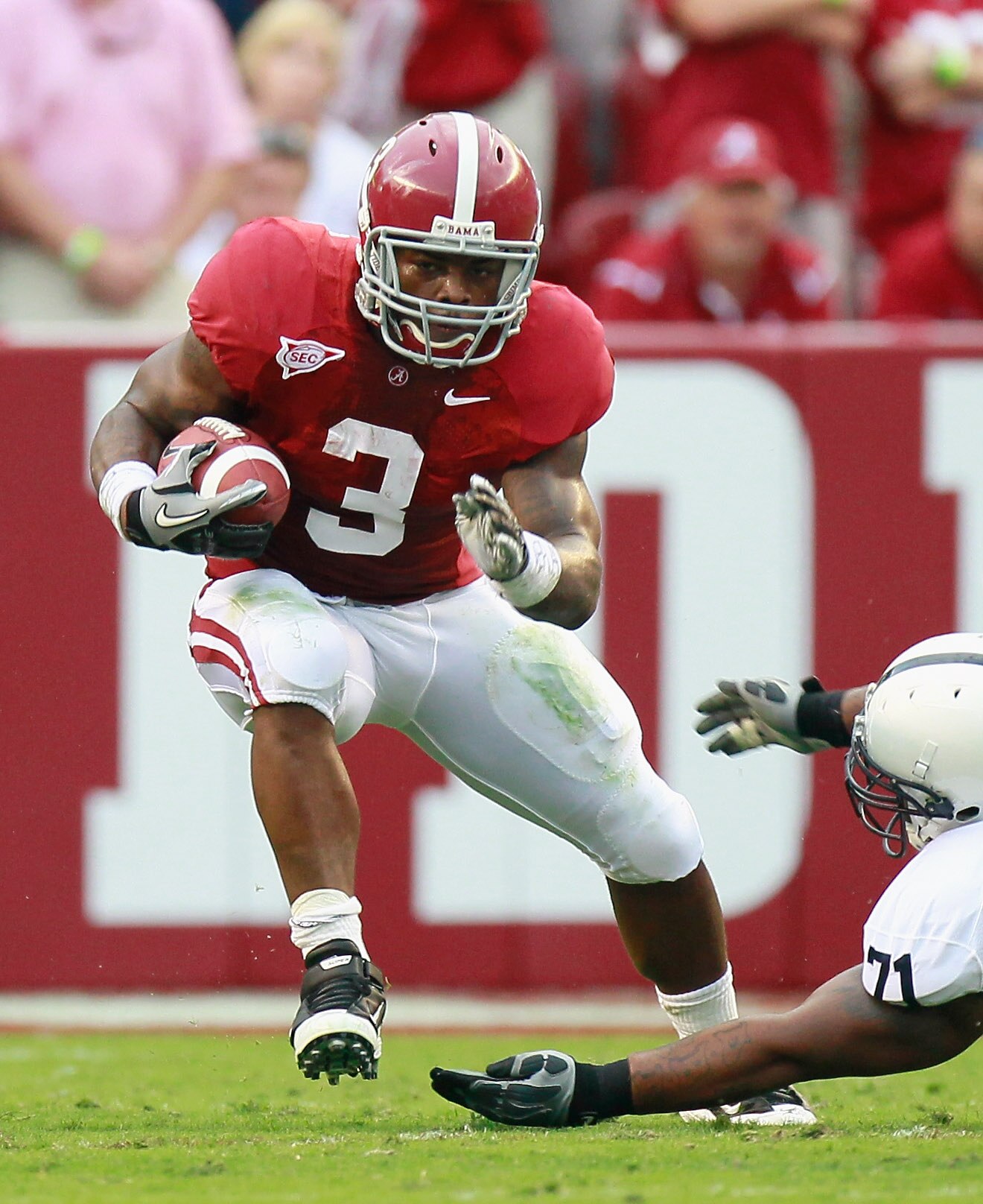 TUSCALOOSA, AL - SEPTEMBER 11:  Trent Richardson #3 of the Alabama Crimson Tide against the Penn State Nittany Lions at Bryant-Denny Stadium on September 11, 2010 in Tuscaloosa, Alabama.  (Photo by Kevin C. Cox/Getty Images)